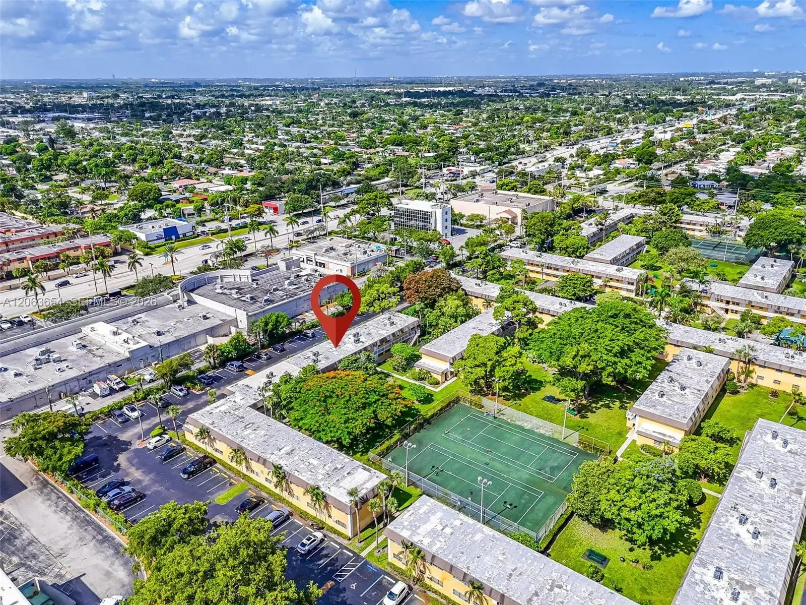 2 bedroom 1 bath Residential for sale at 5168 NE 6th Ave # 416, Oakland Park FL 33334