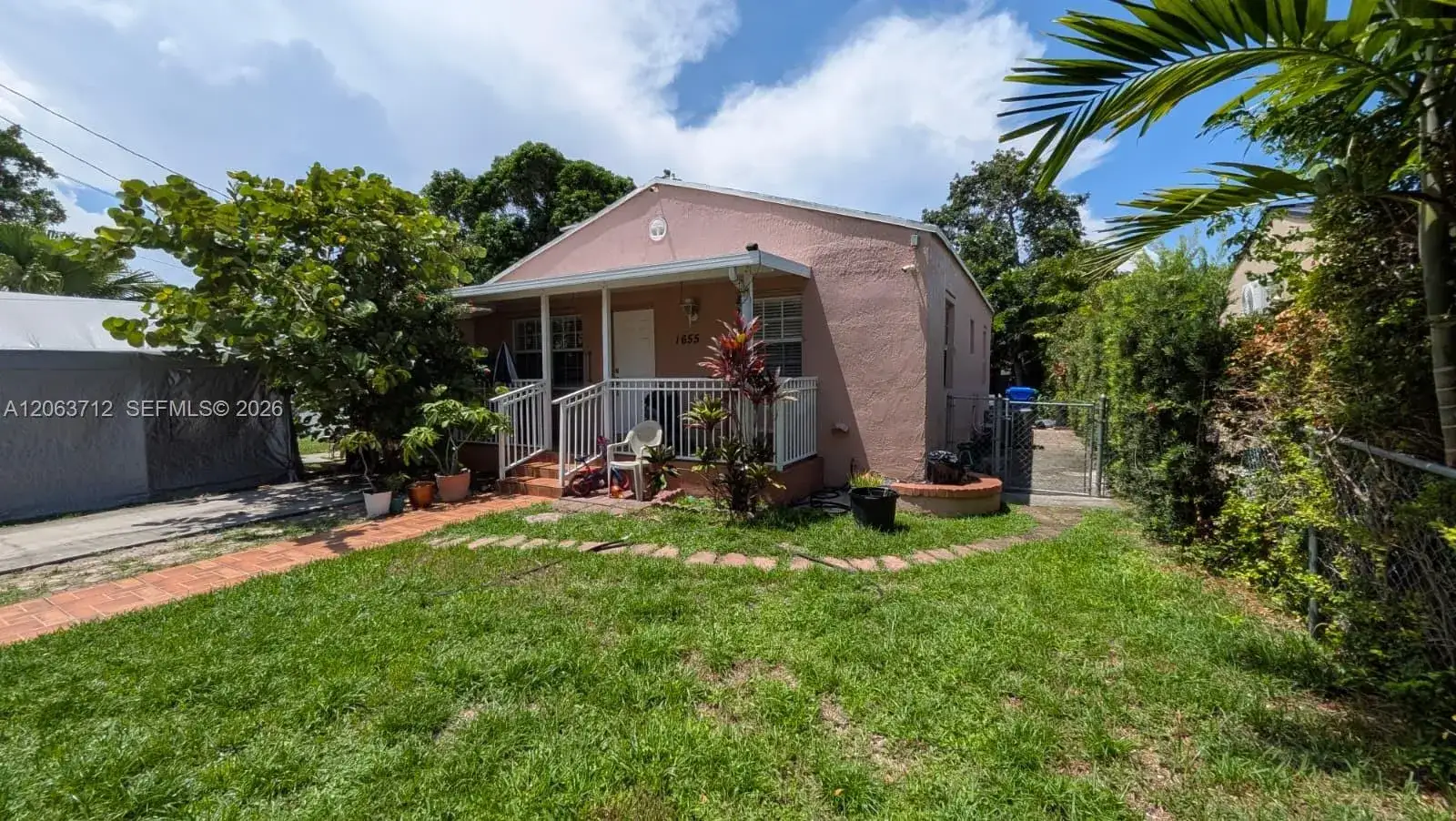 1655 SW 20th St, Miami FL 33145