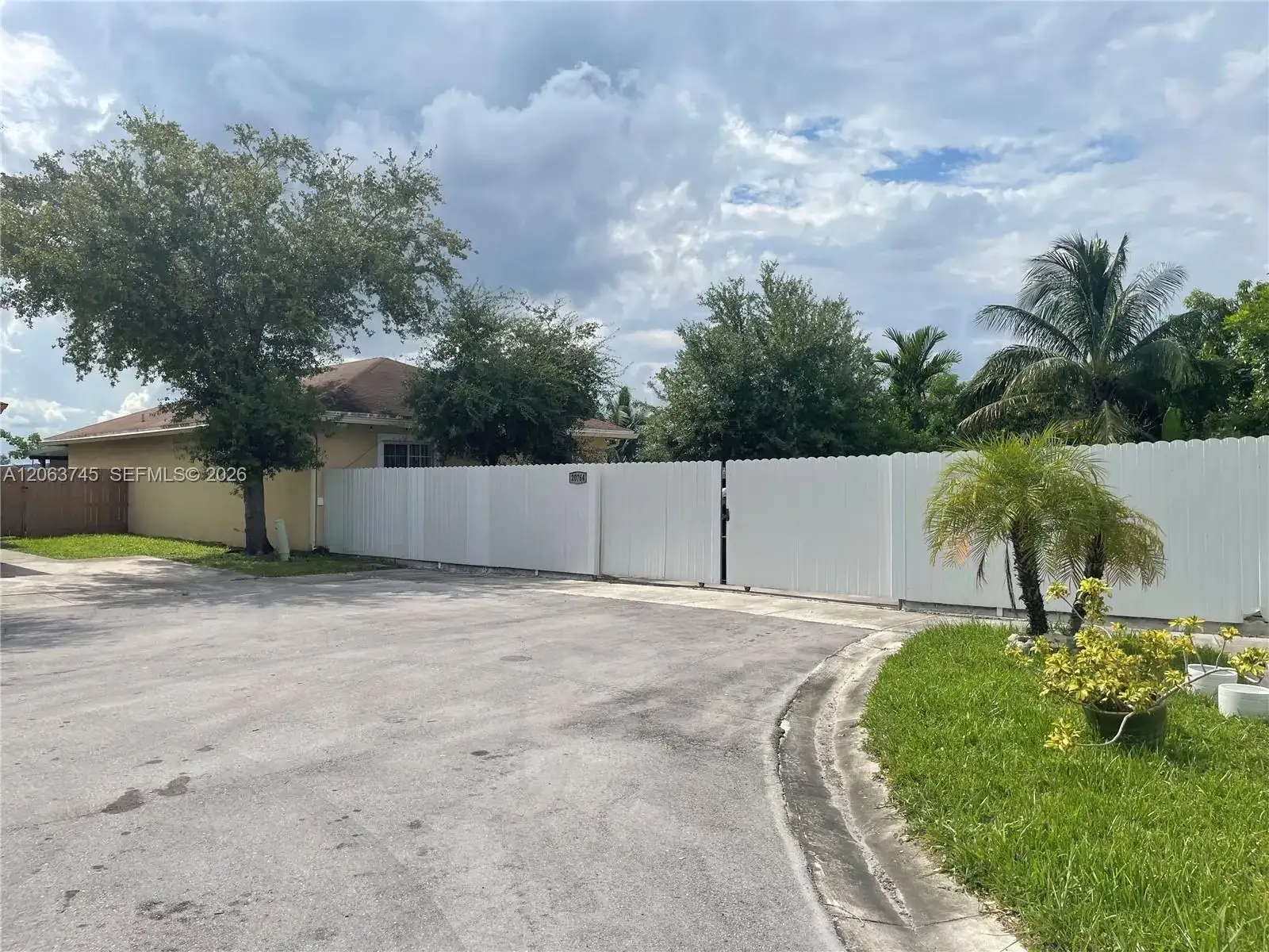 4 bedroom 2 bath Residential for sale at 20764 NW 31st Ave, Miami Gardens FL 33056