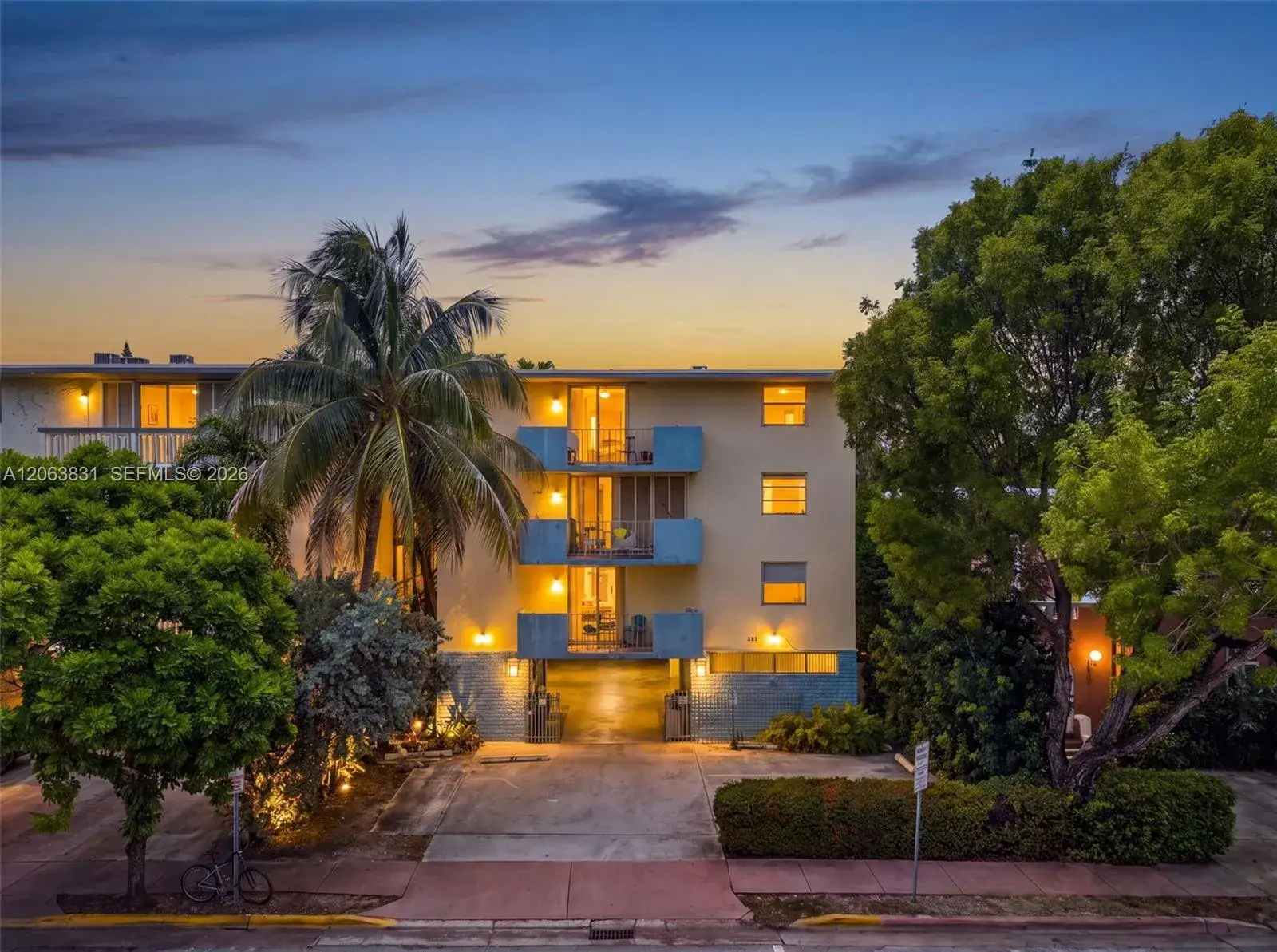 1 bedroom 1 bath Residential for sale at 915 Jefferson Ave # 3D, Miami Beach FL 33139