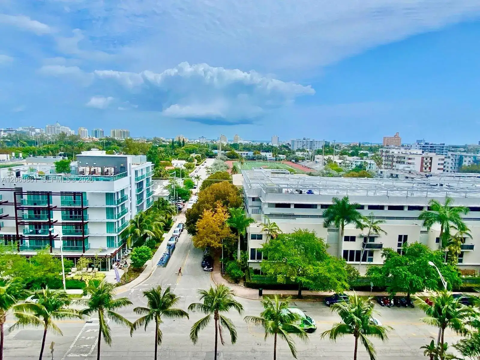 1 bedroom 1 bath Residential Lease for rent at 1200 West Ave # 908, Miami Beach FL 33139