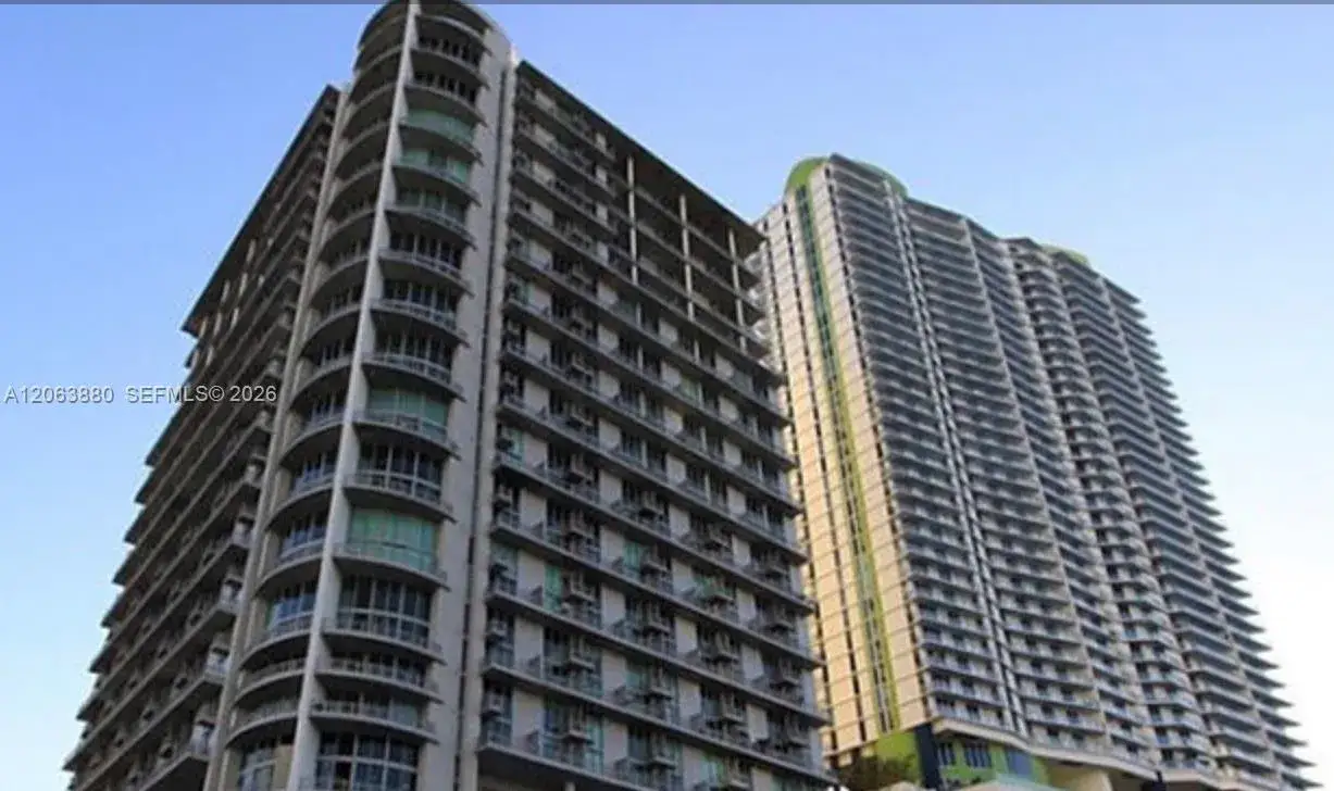 1 bedroom 1 bath Residential Lease for rent at 690 SW 1st Ct # 1506, Miami FL 33130