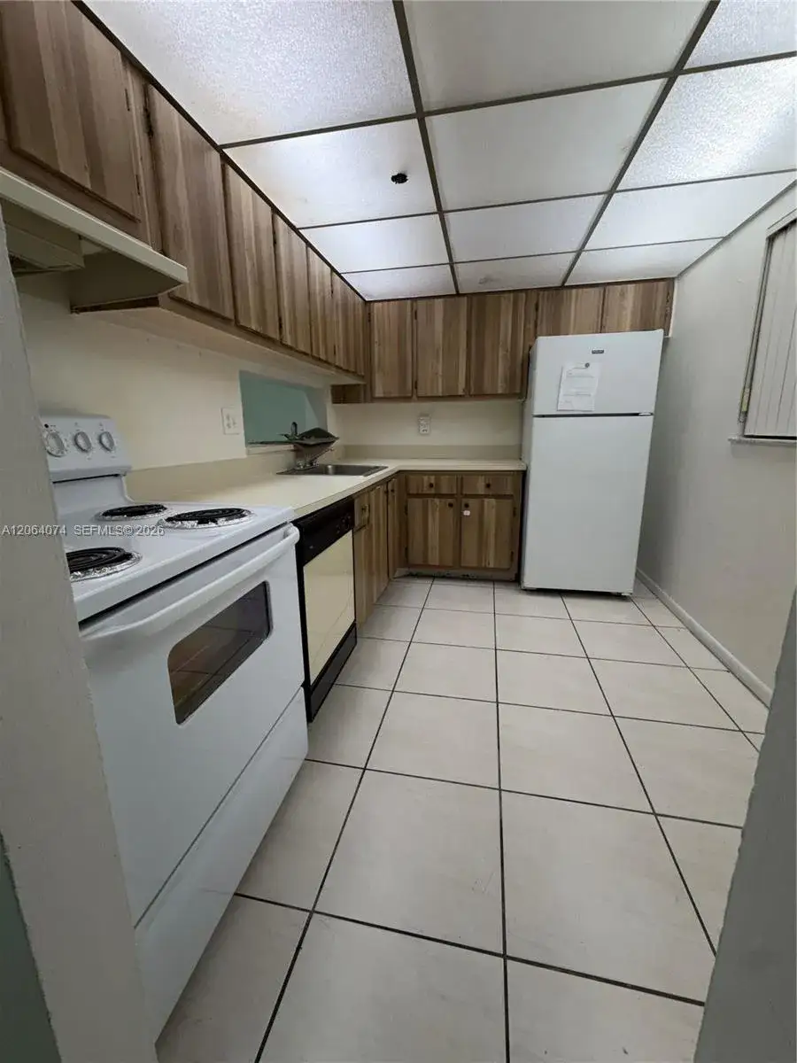 2 bedroom 2 bath Residential for sale at 8700 SW 133rd Ave Rd # 120, Miami FL 33183