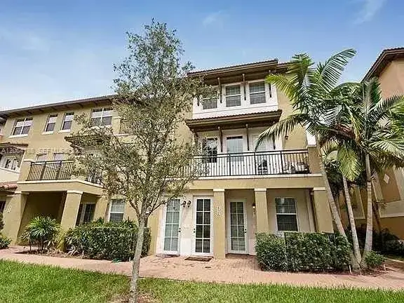 837 SW 147th Ave # 1410, Pembroke Pines FL 33027