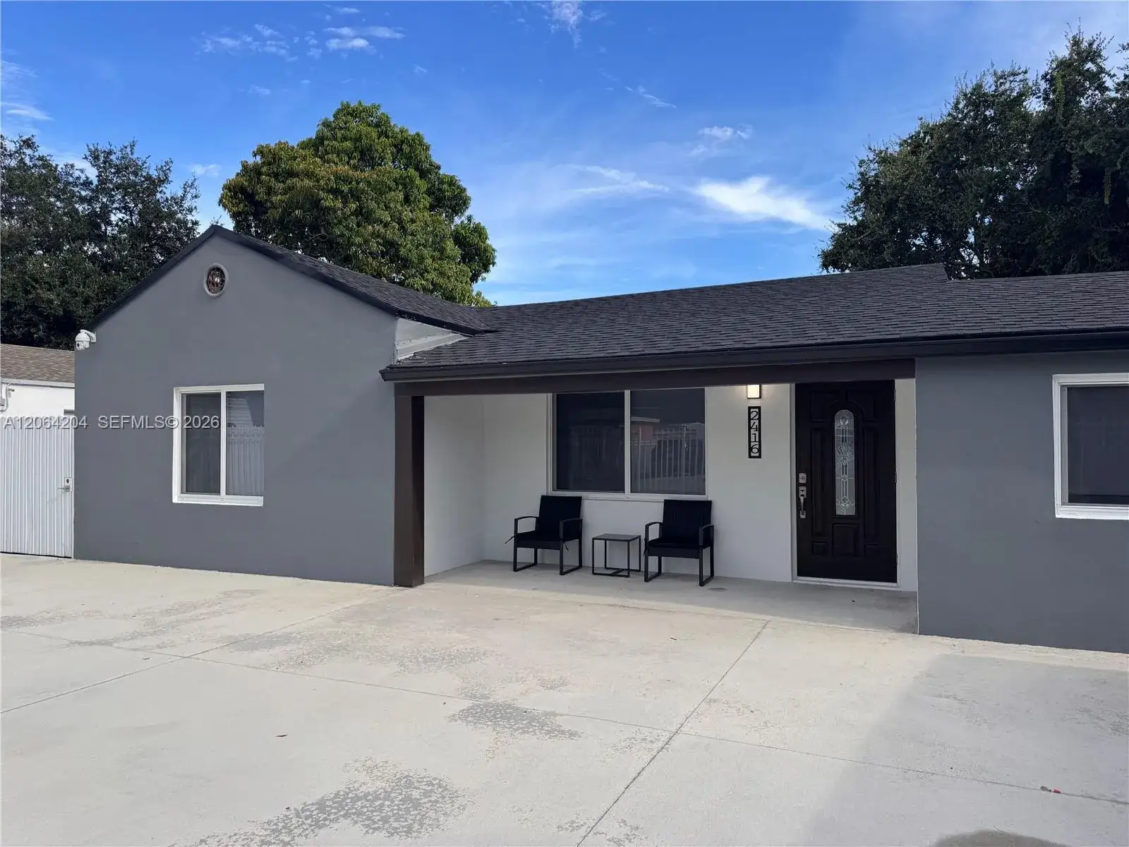 2416 NW 88th St, Miami FL 33147
