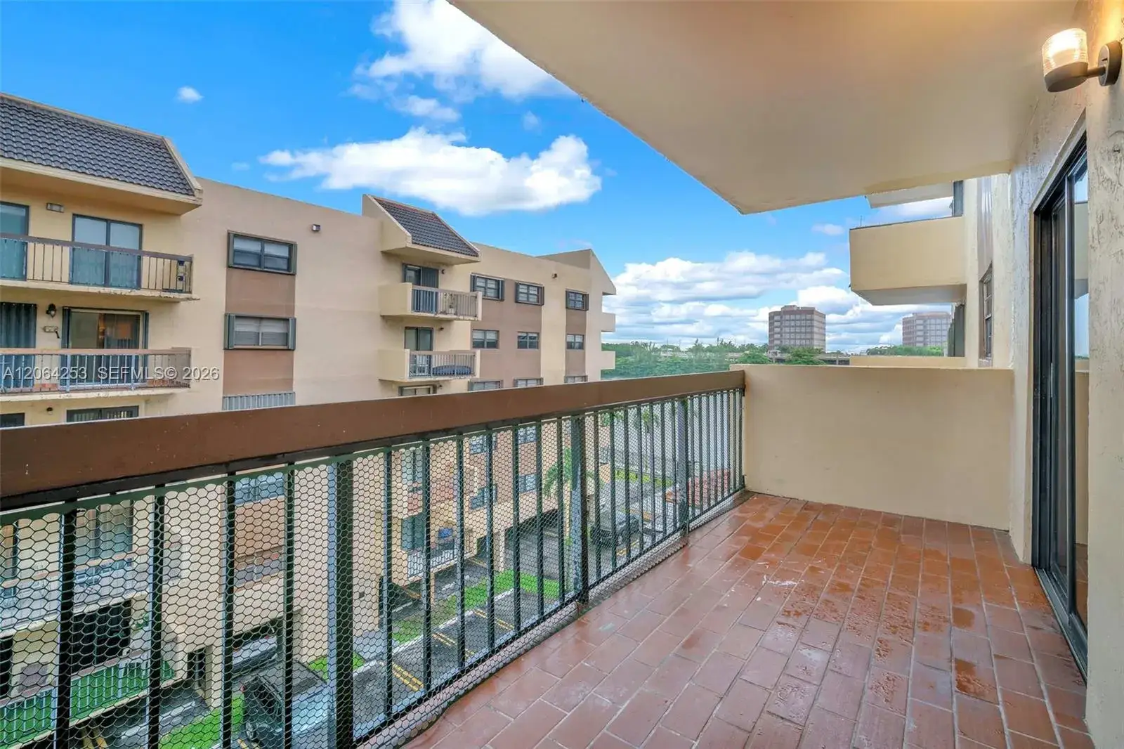 2 bedroom 2 bath Residential Lease for rent at 5249 NW 7th St # 416, Miami FL 33126