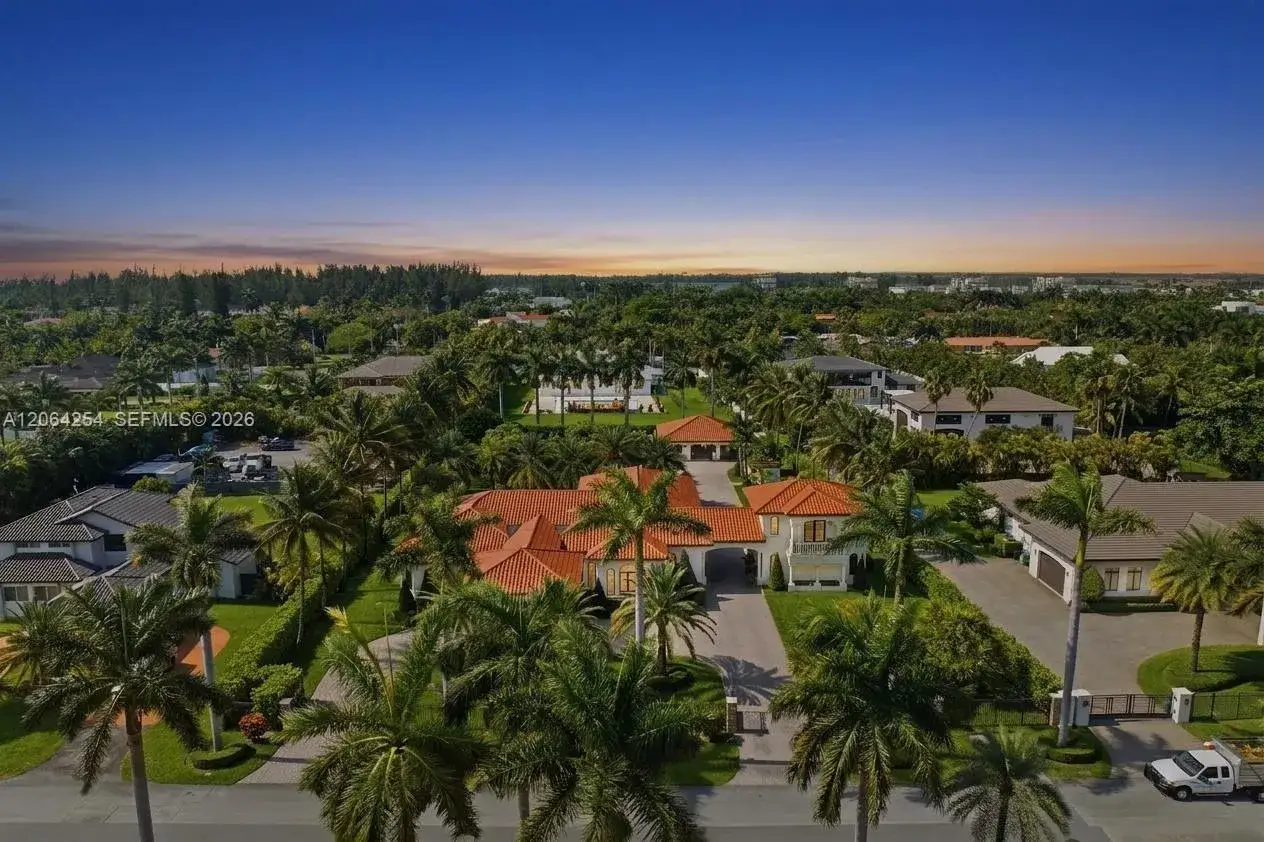 5 bedroom 4 bath Residential for sale at 10181 NW 131st St, Hialeah Gardens FL 33018