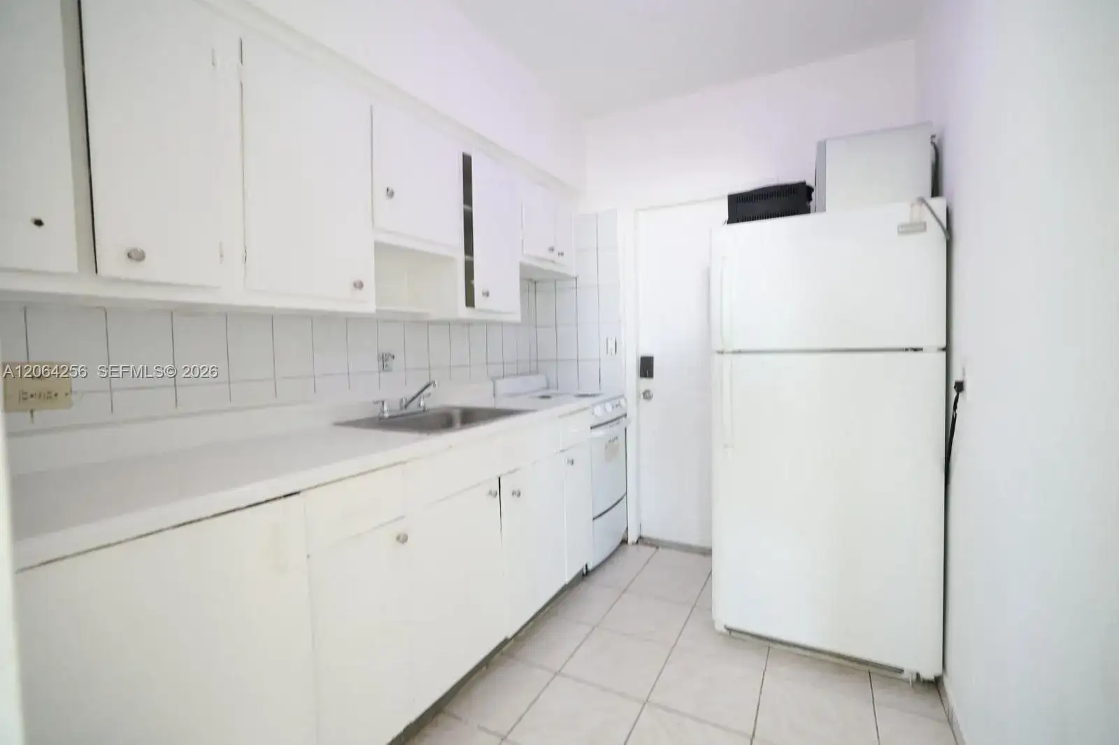 2 bedroom 1 bath Residential Lease for rent at 770 83rd St # 3, Miami Beach FL 33141