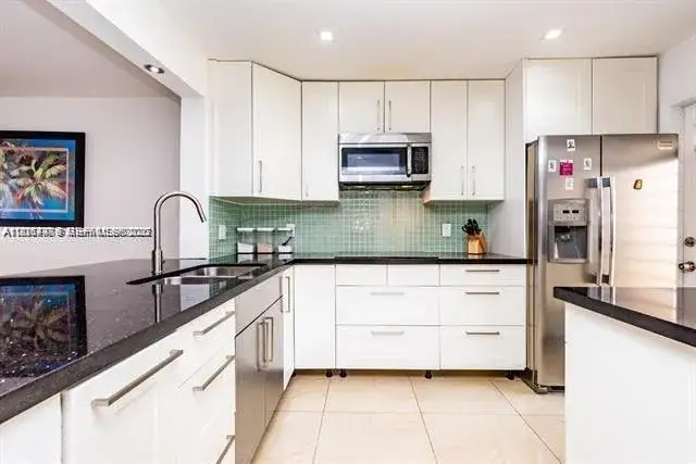 2 bedroom 2 bath Residential Lease for rent at 2081 S Ocean Dr # 411, Hallandale Beach FL 33009