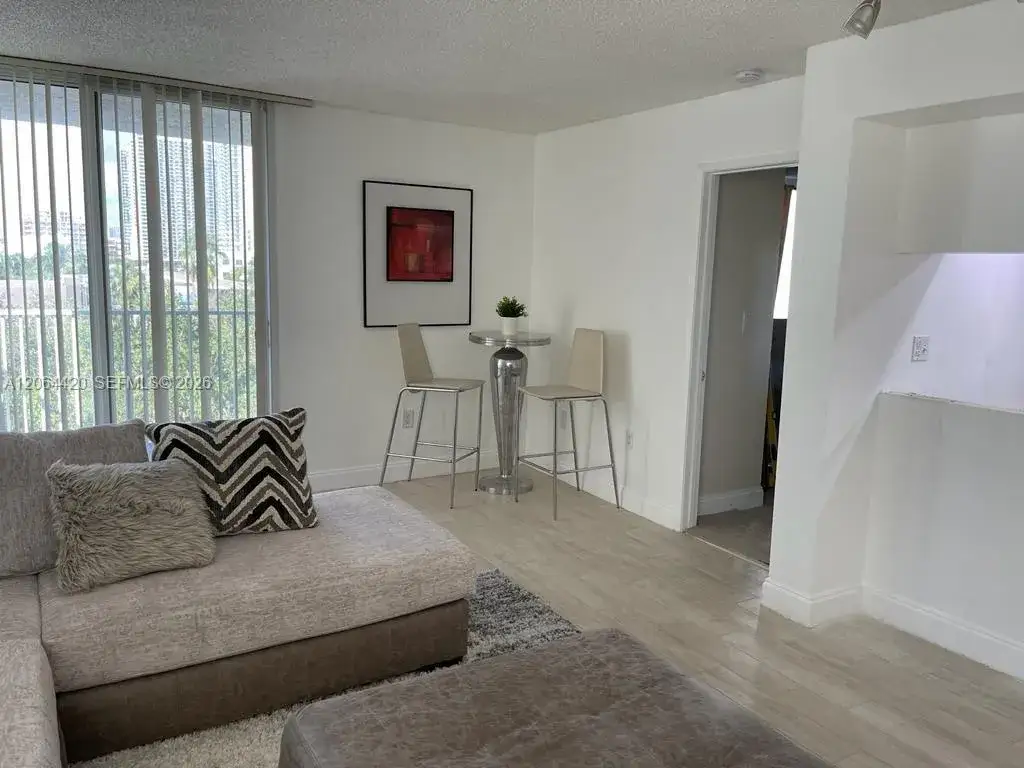 2 bedroom 2 bath Residential Lease for rent at 800 N Miami Ave # 509, Miami FL 33136