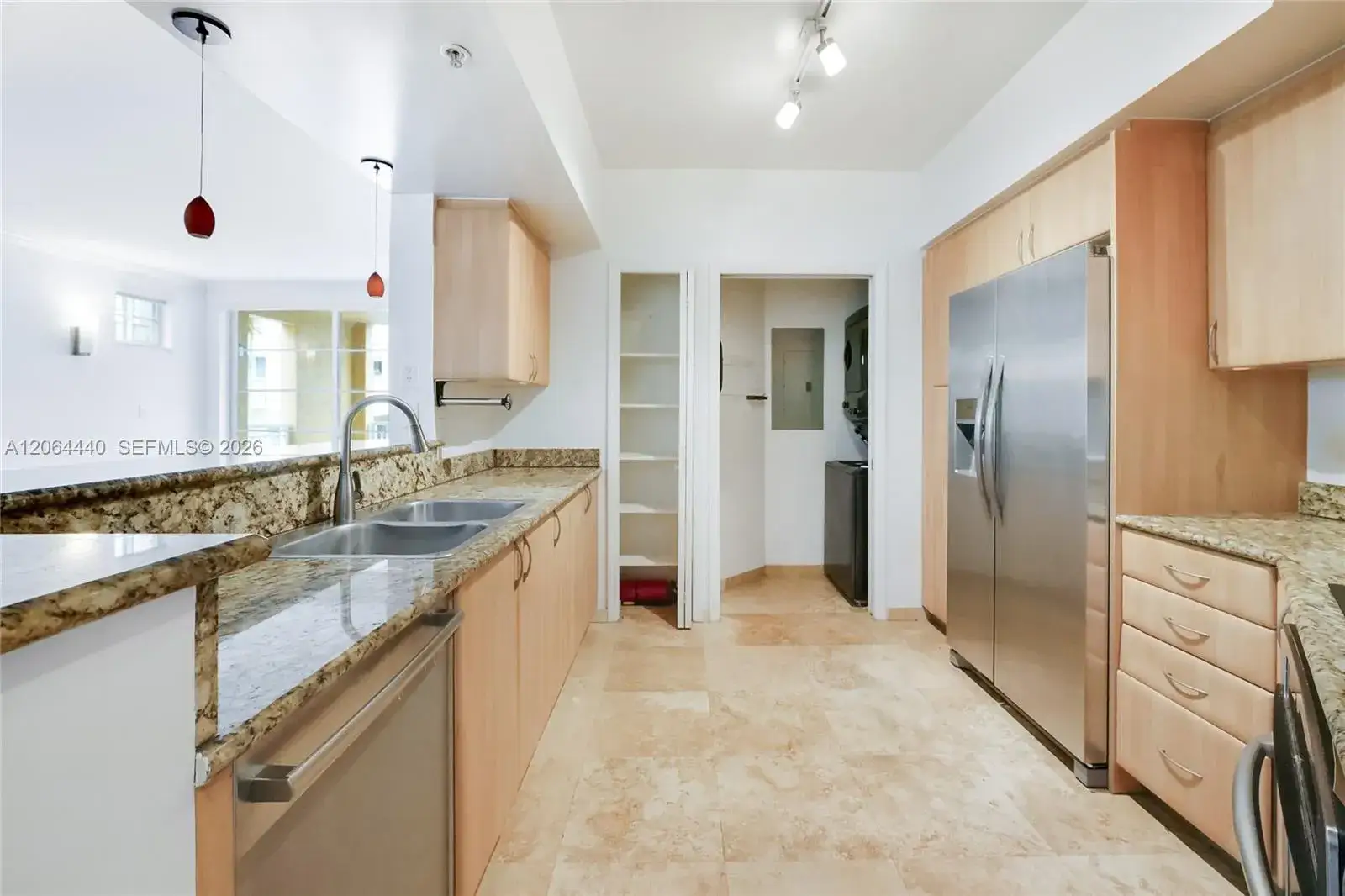 151 Michigan Ave # 525, Miami Beach FL 33139