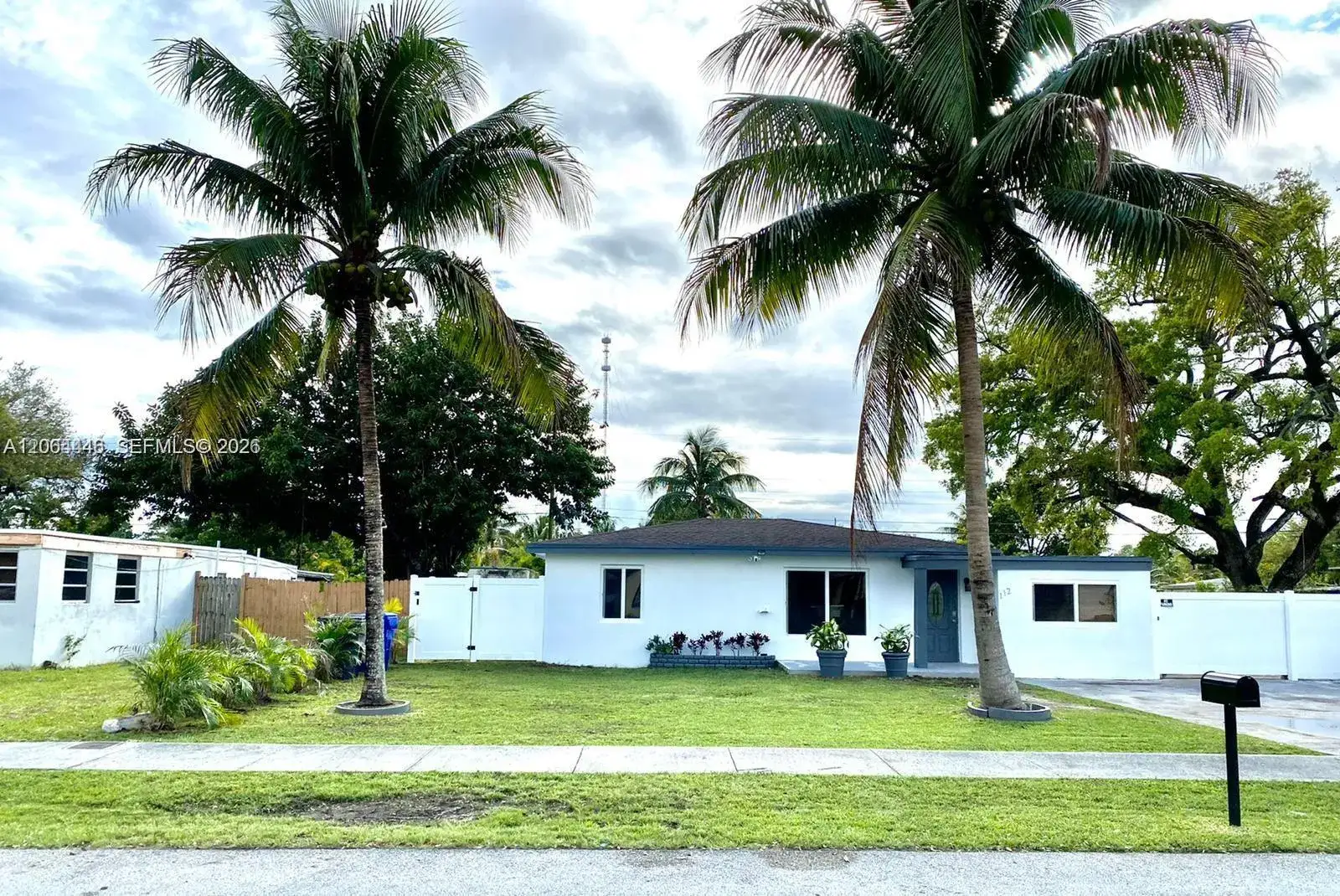 3 bedroom 2 bath Residential Lease for rent at 112 Ronald Rd, West Park FL 33023