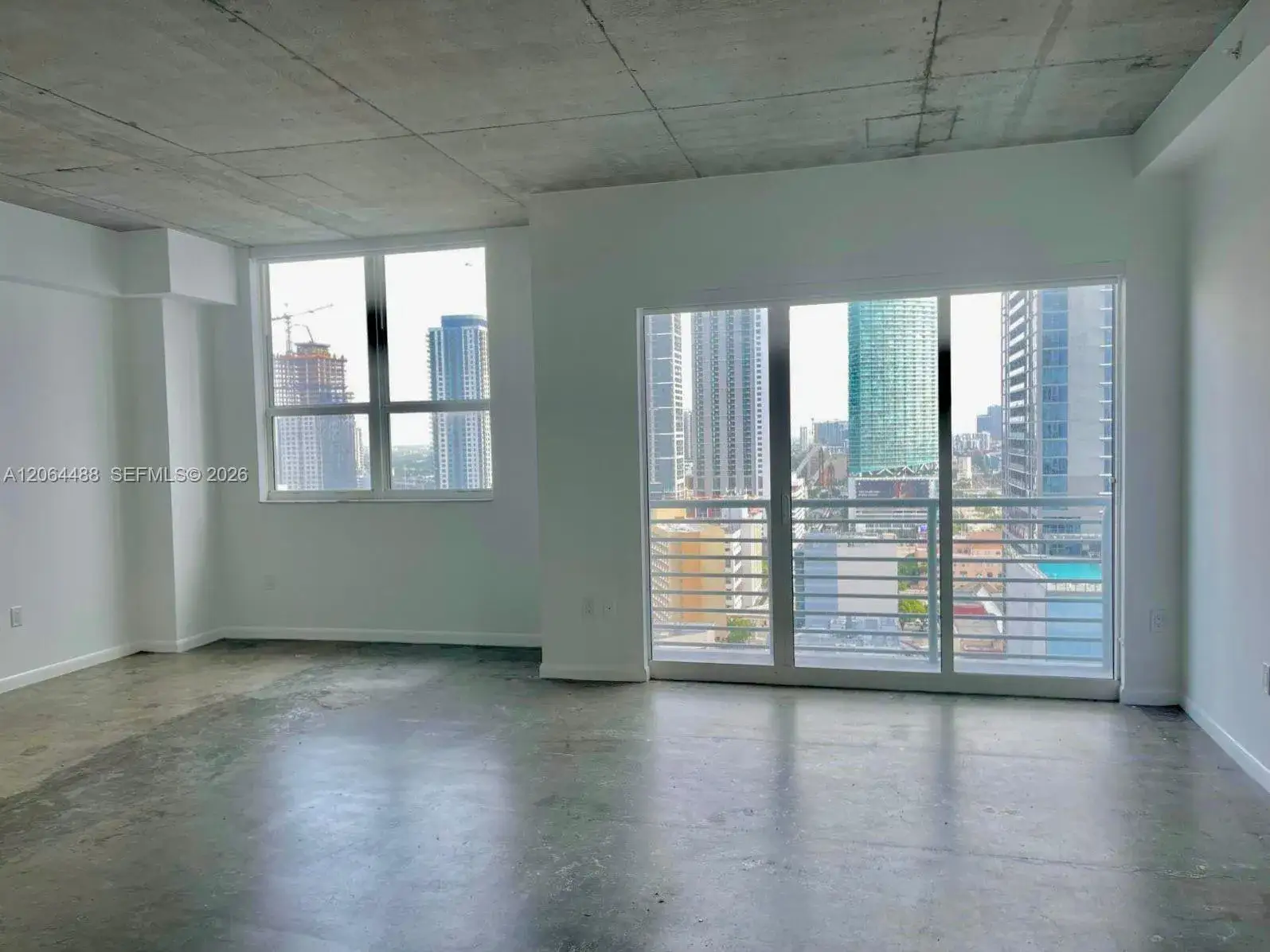 1 bedroom 1 bath Residential Lease for rent at 133 NE 2nd Ave # 2309, Miami FL 33132