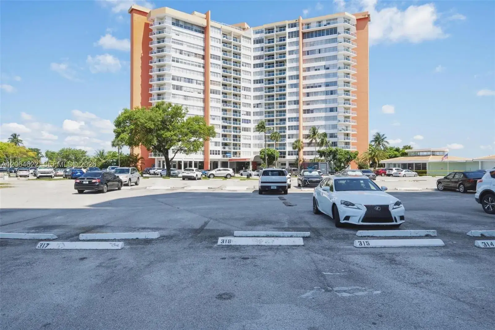 2 bedroom 2 bath Residential Lease for rent at 1301 NE Miami Gardens Dr # 326W, Miami FL 33179