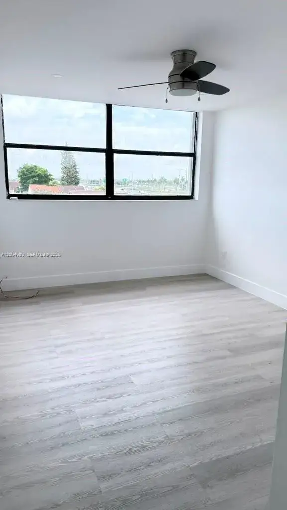 3 bedroom 3 bath Residential Lease for rent at 10220 NW 63rd Ter # 205, Doral FL 33178