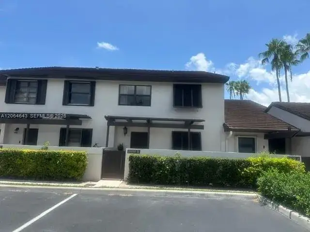 3 bedroom 2 bath Residential Lease for rent at 8999 SW 133rd Ct # B, Miami FL 33186