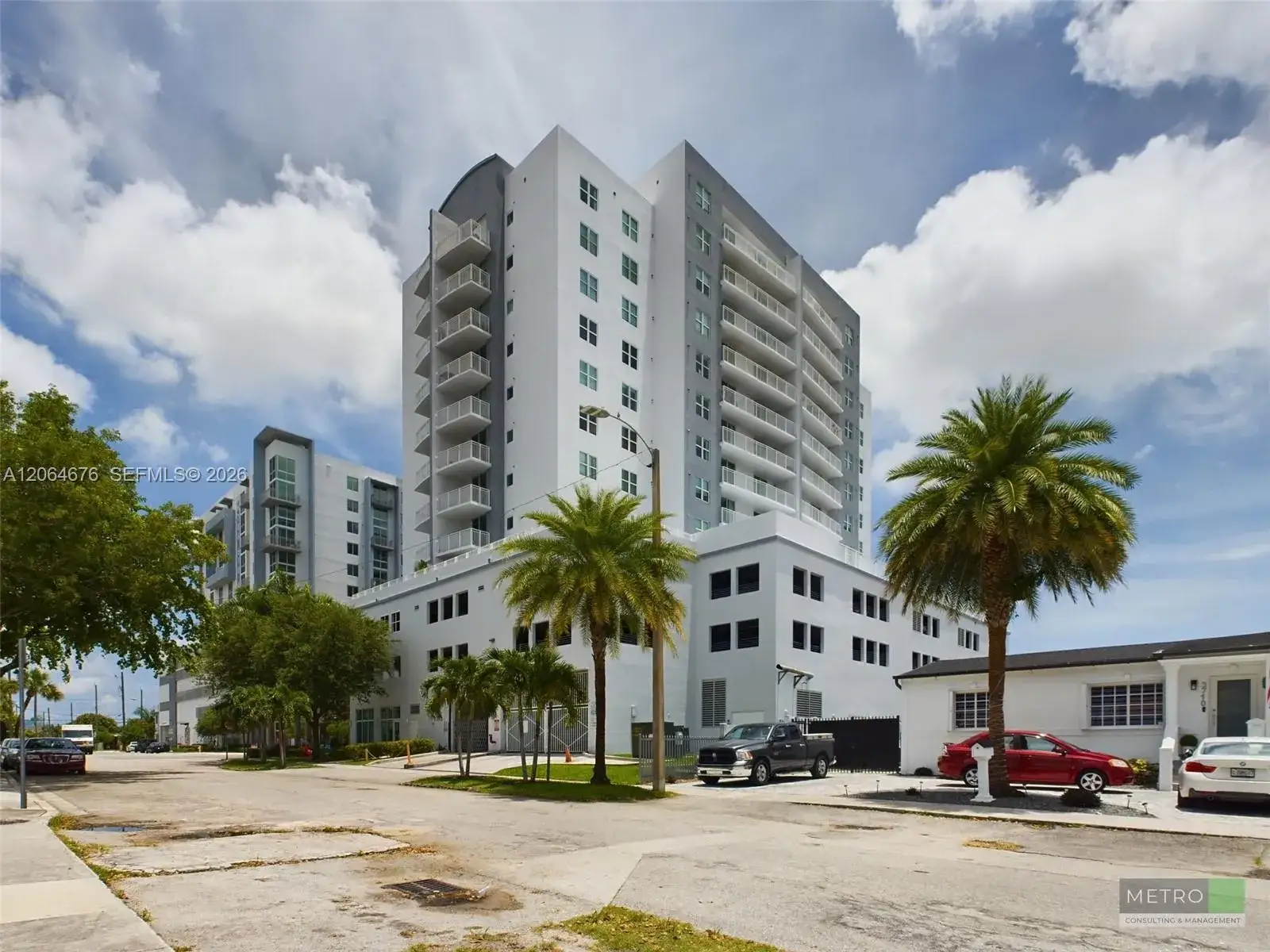 60 NW 37th Ave # 603, Miami FL 33125