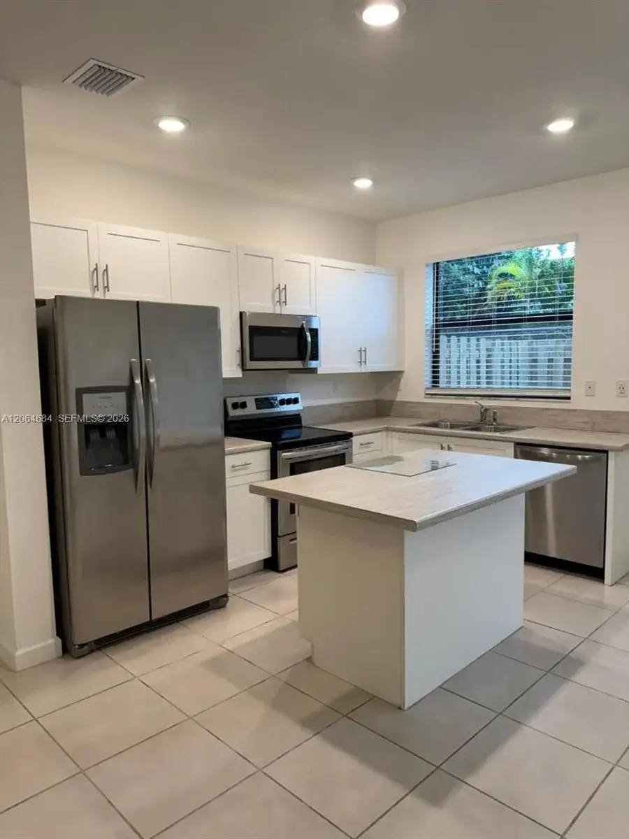 3 bedroom 3 bath Residential Lease for rent at 768 NE 206th Ter # 768, Miami FL 33179