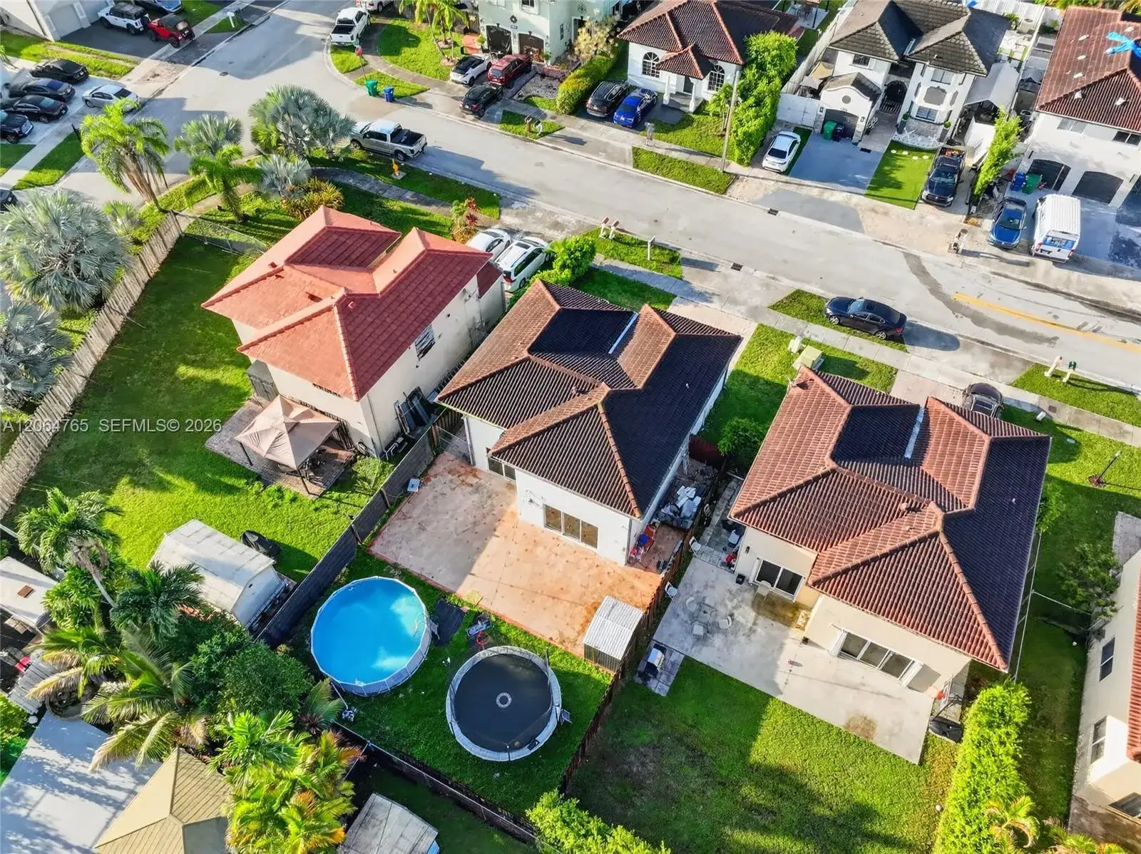 3 bedroom 3 bath Residential for sale at 14137 SW 164th Ter, Miami FL 33177