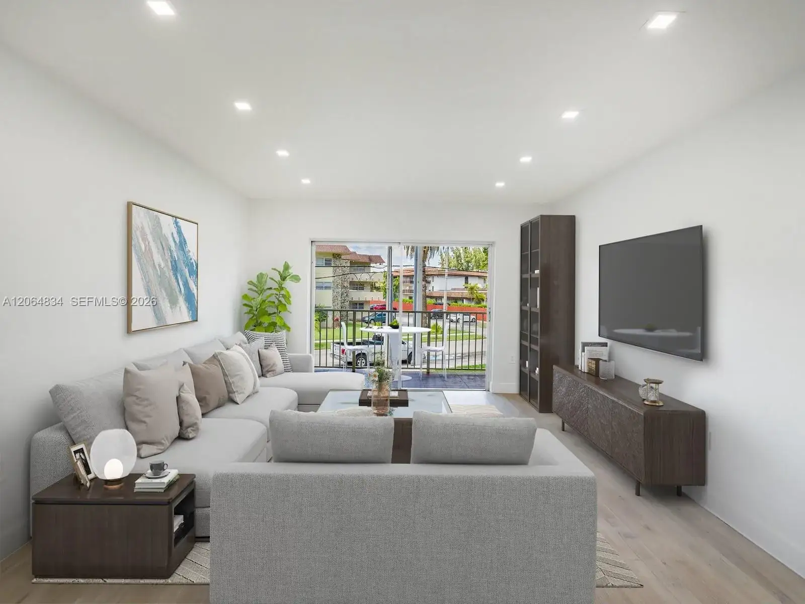 2 bedroom 2 bath Residential for sale at 7610 SW 82nd St # J208, Miami FL 33143