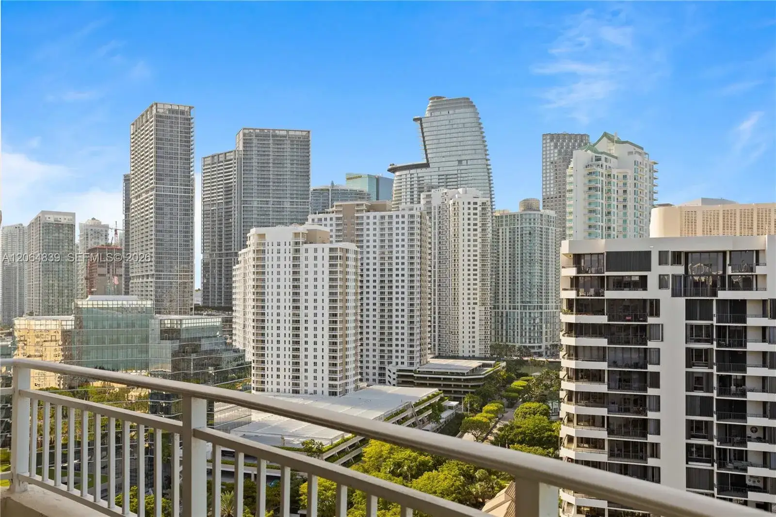 1 bedroom 1 bath Residential Lease for rent at 770 Claughton Island Dr # 1911, Miami FL 33131