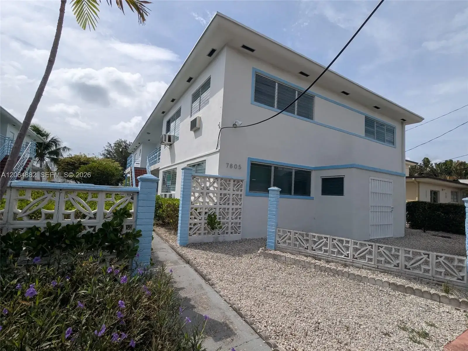 2 bedroom 1 bath Residential Lease for rent at 7805 Crespi Blvd # 4, Miami Beach FL 33141