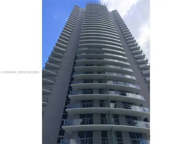 2 bedroom 2 bath Residential Lease for rent at 1100 S Miami Ave # 1104, Miami FL 33130