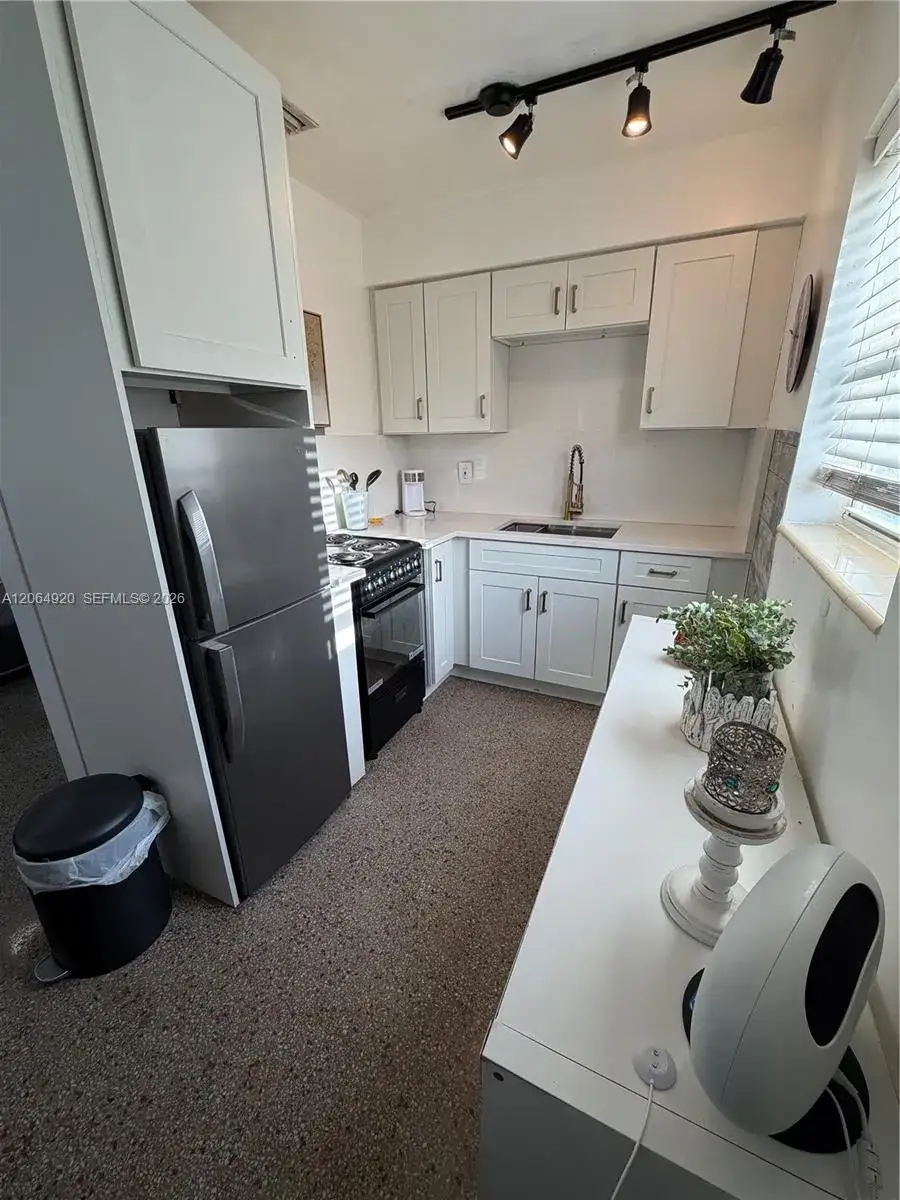 2130 Mckinley St # 1, Hollywood FL 33020