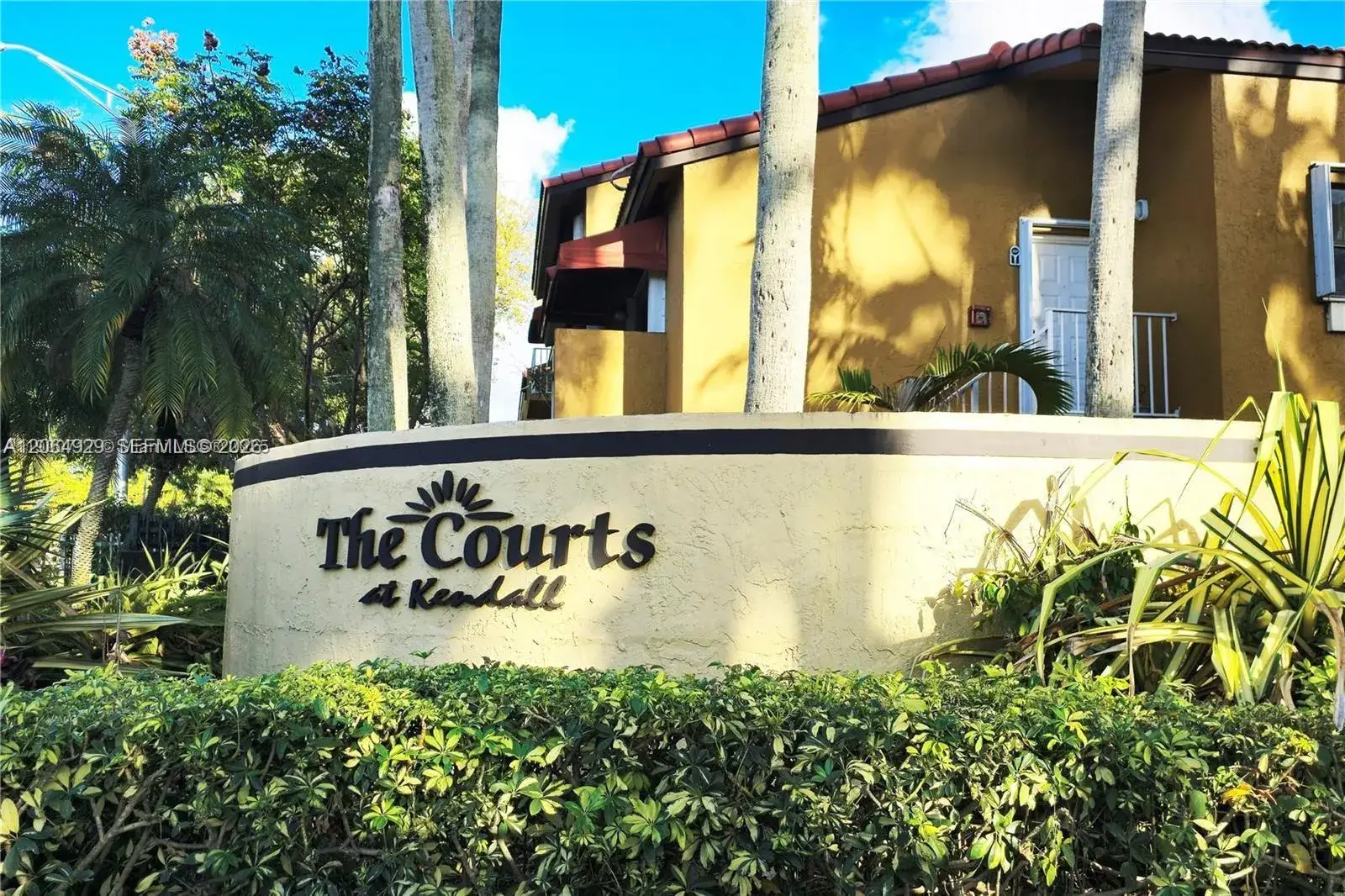 2 bedroom 1 bath Residential Lease for rent at 15600 SW 80th St # 209, Miami FL 33193