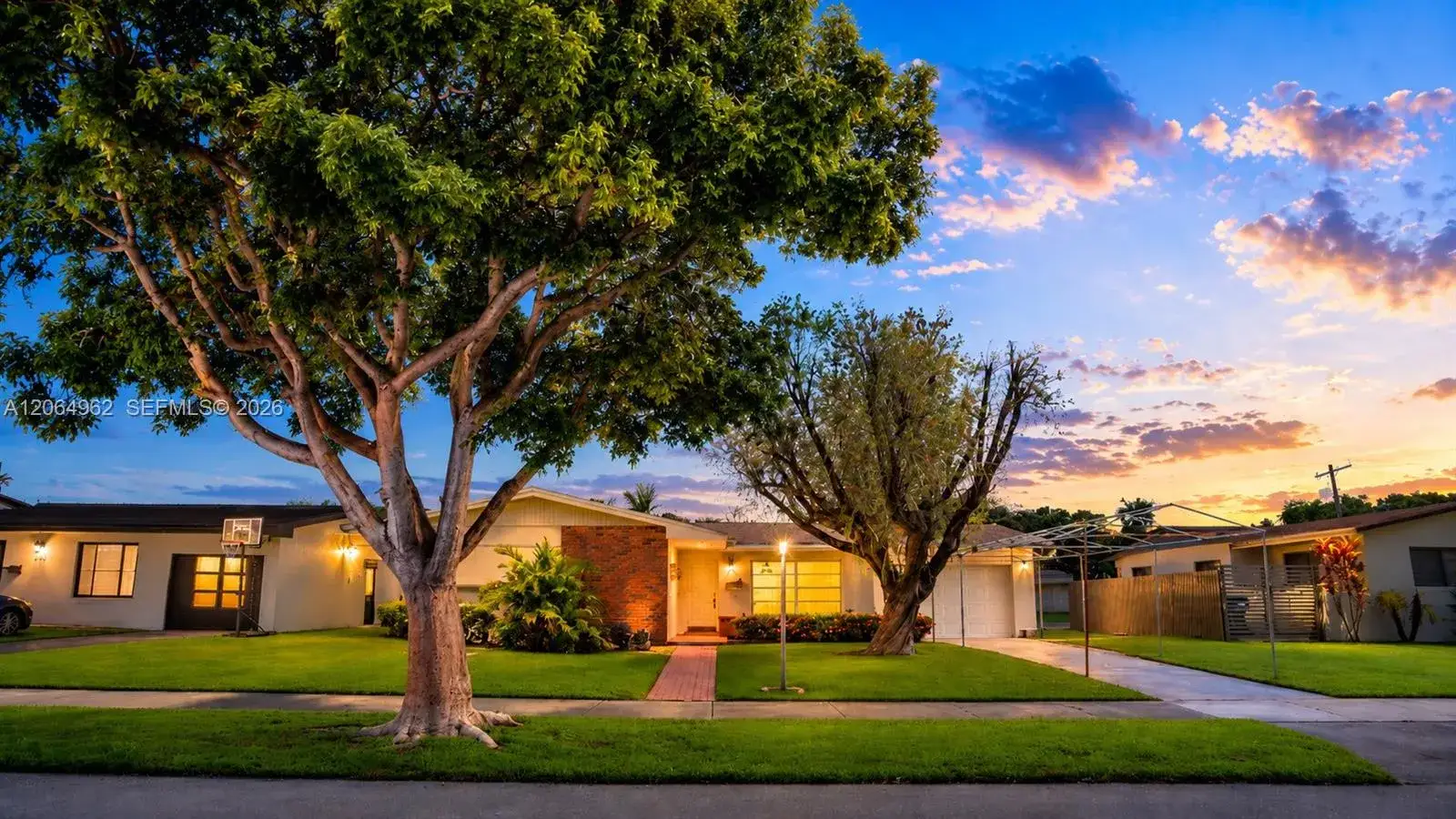 3 bedroom 2 bath Residential for sale at 1730 SW 97th Pl, Miami FL 33165