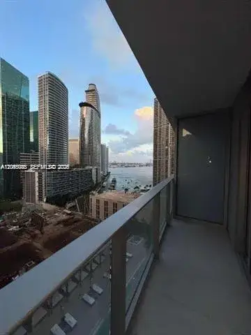 1 bath Residential Lease for rent at 77 SE 5th St # 2004, Miami FL 33131