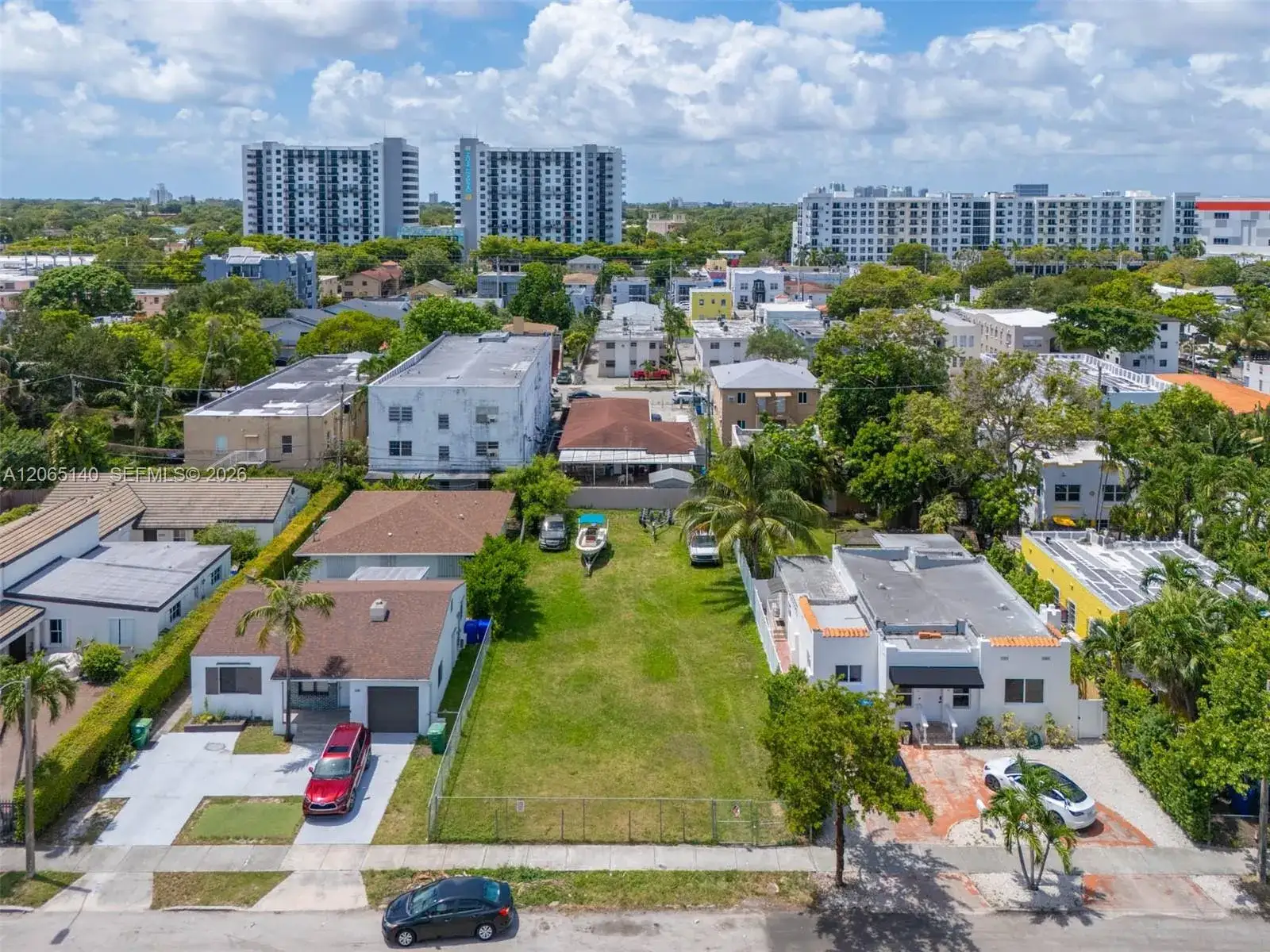 2020 SW 5th St, Miami FL 33135