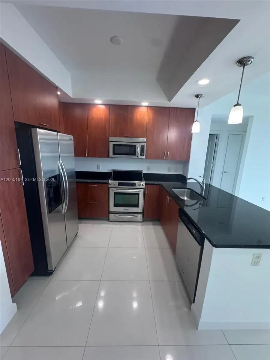 2 bedroom 2 bath Residential for sale at 315 NE 3rd Ave # 1905, Fort Lauderdale FL 33301