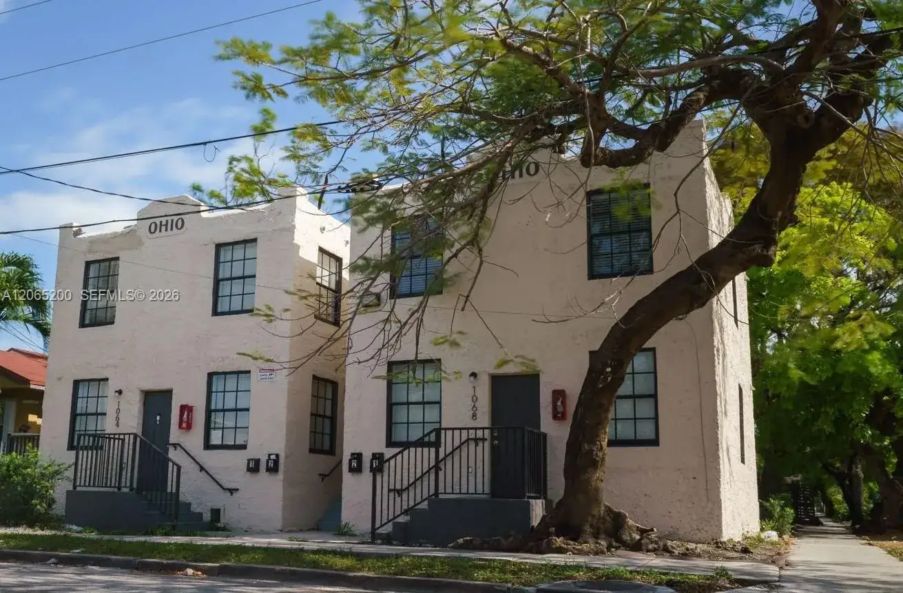 1068 NW 5th St # 1, Miami FL 33128