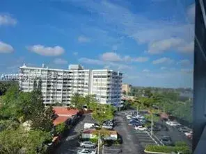 1300 NE Miami Gardens Dr # 713E, Miami FL 33179