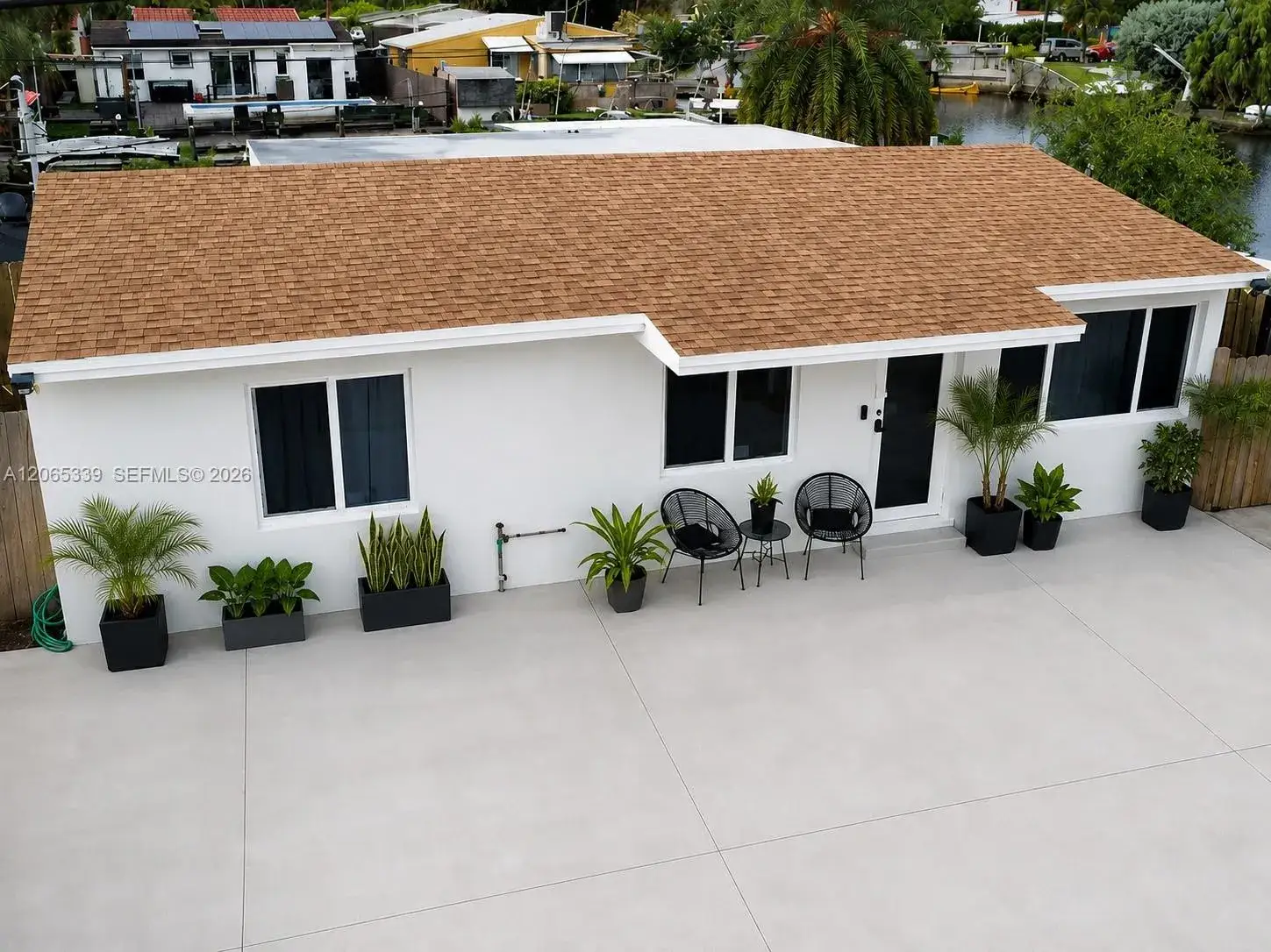 2642 Sheridan St, Hollywood FL 33020