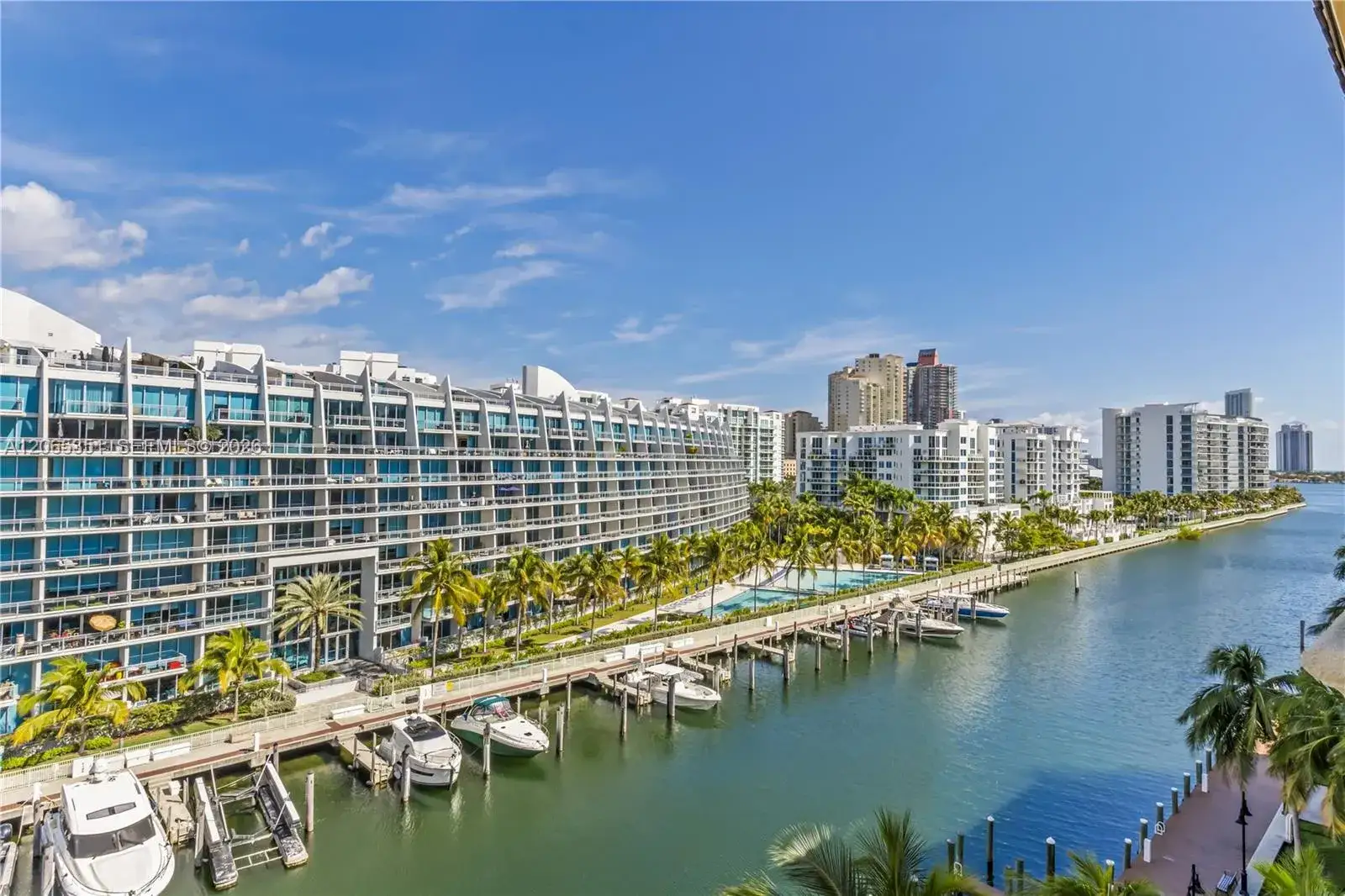 2 bedroom 2 bath Residential for sale at 3001 NE 185th St # 707, Aventura FL 33180
