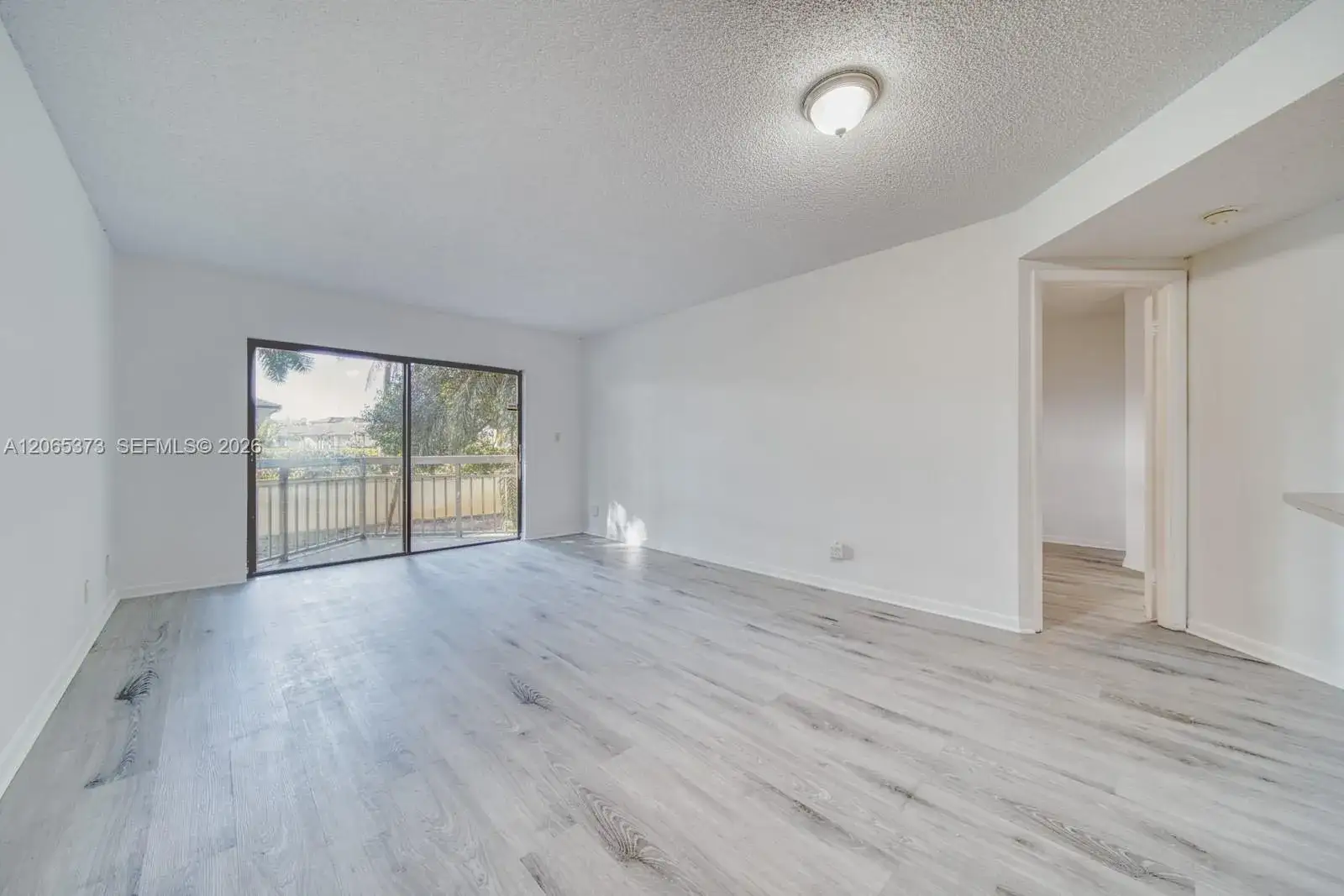 2 bedroom 2 bath Residential Lease for rent at 8290 Lake Dr # 236, Doral FL 33166
