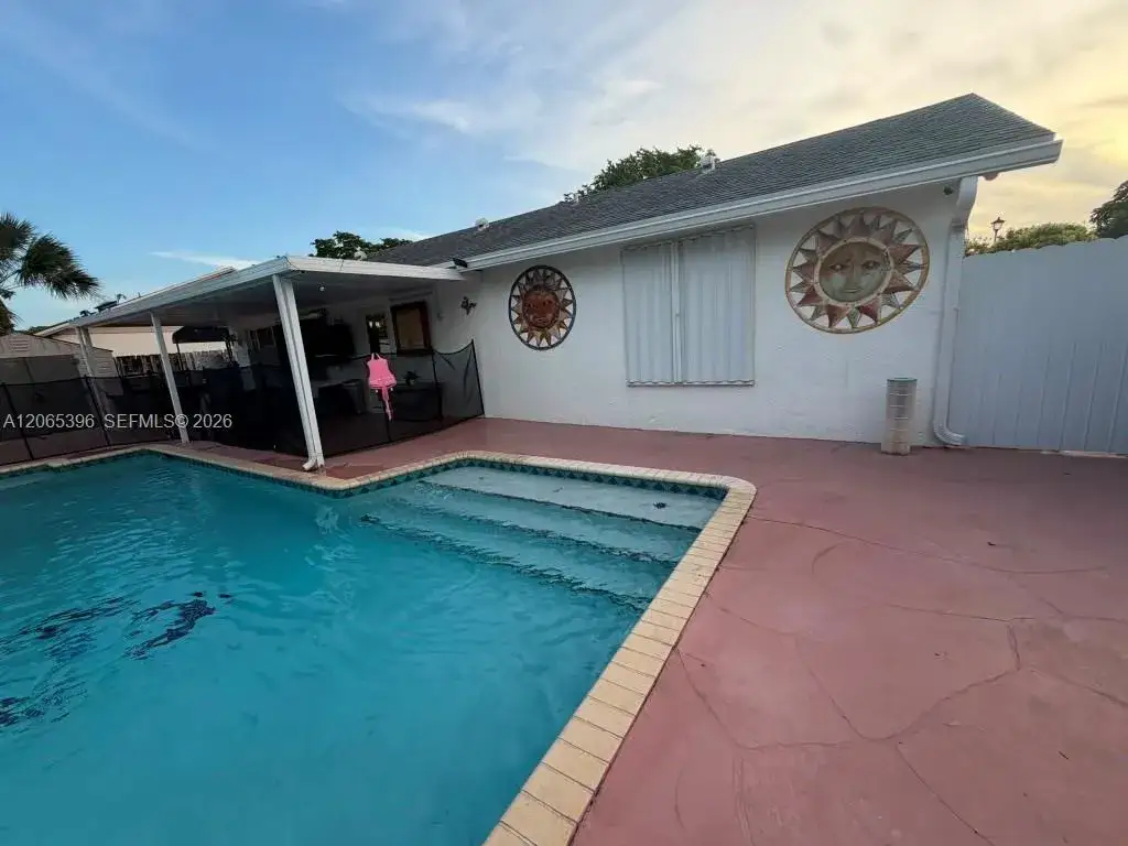 3 bedroom 2 bath Residential for sale at 19631 NW 57th Pl, Hialeah FL 33015