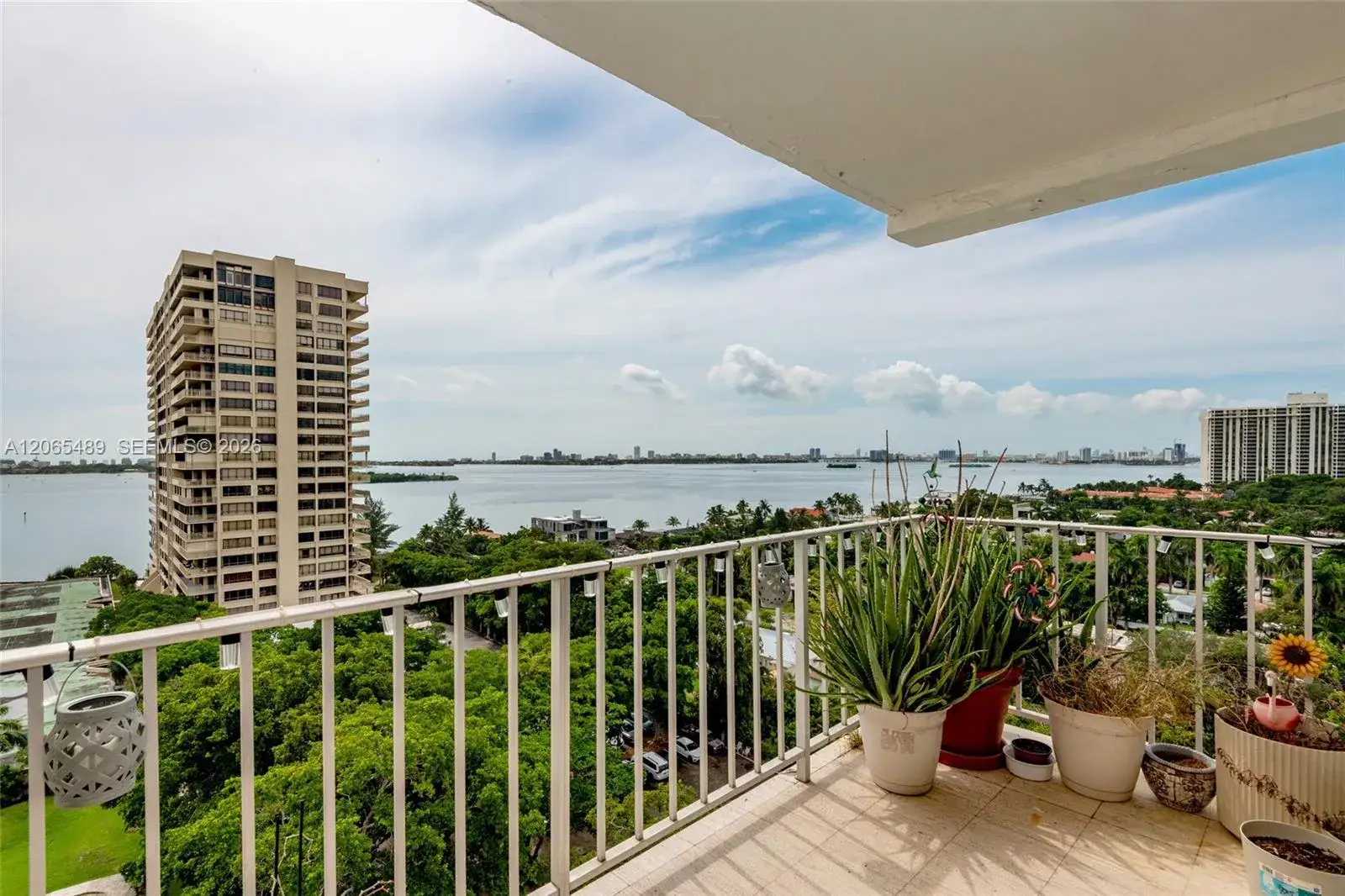 2 bedroom 2 bath Residential Lease for rent at 11111 Biscayne Blvd # 1228, Miami FL 33181