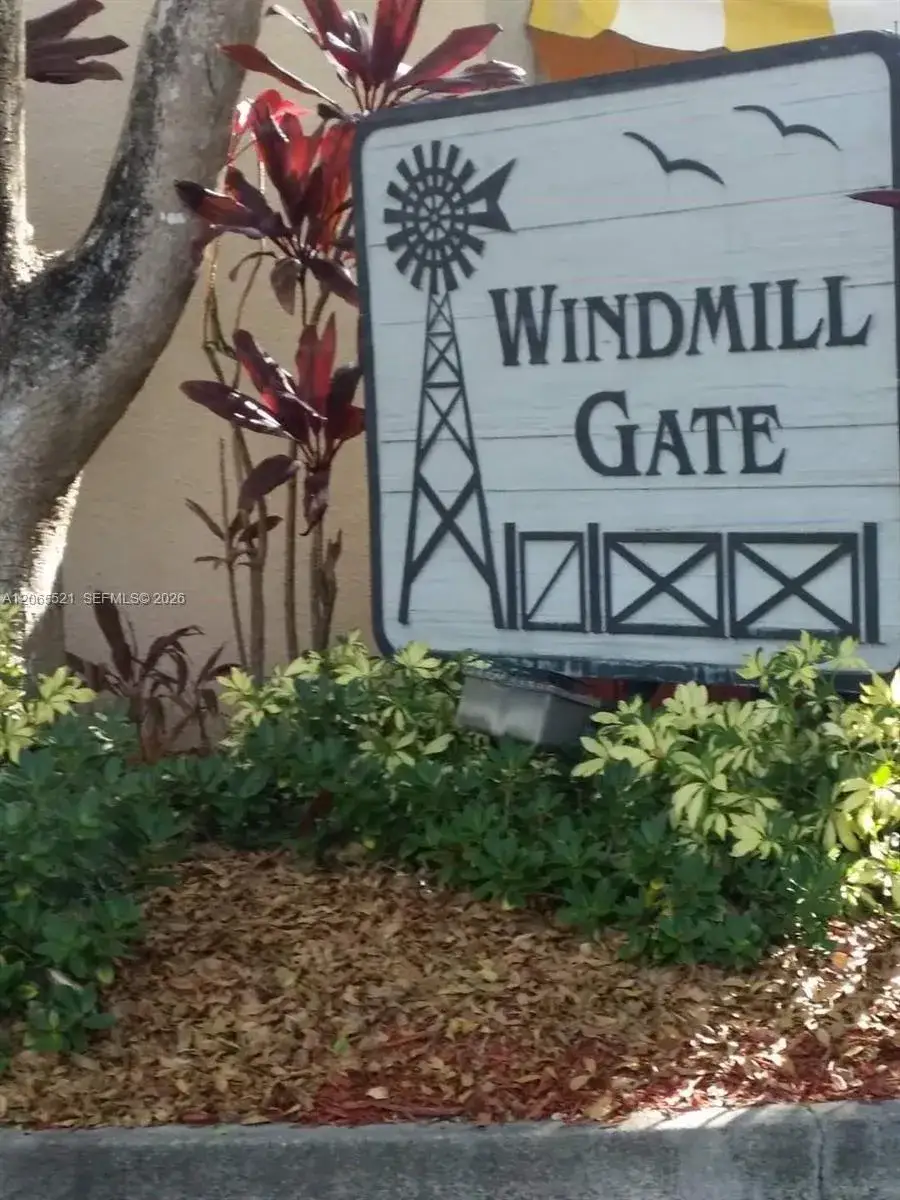 3 bedroom 2 bath Residential for sale at 6364 Milk Wagon Ln, Miami Lakes FL 33014