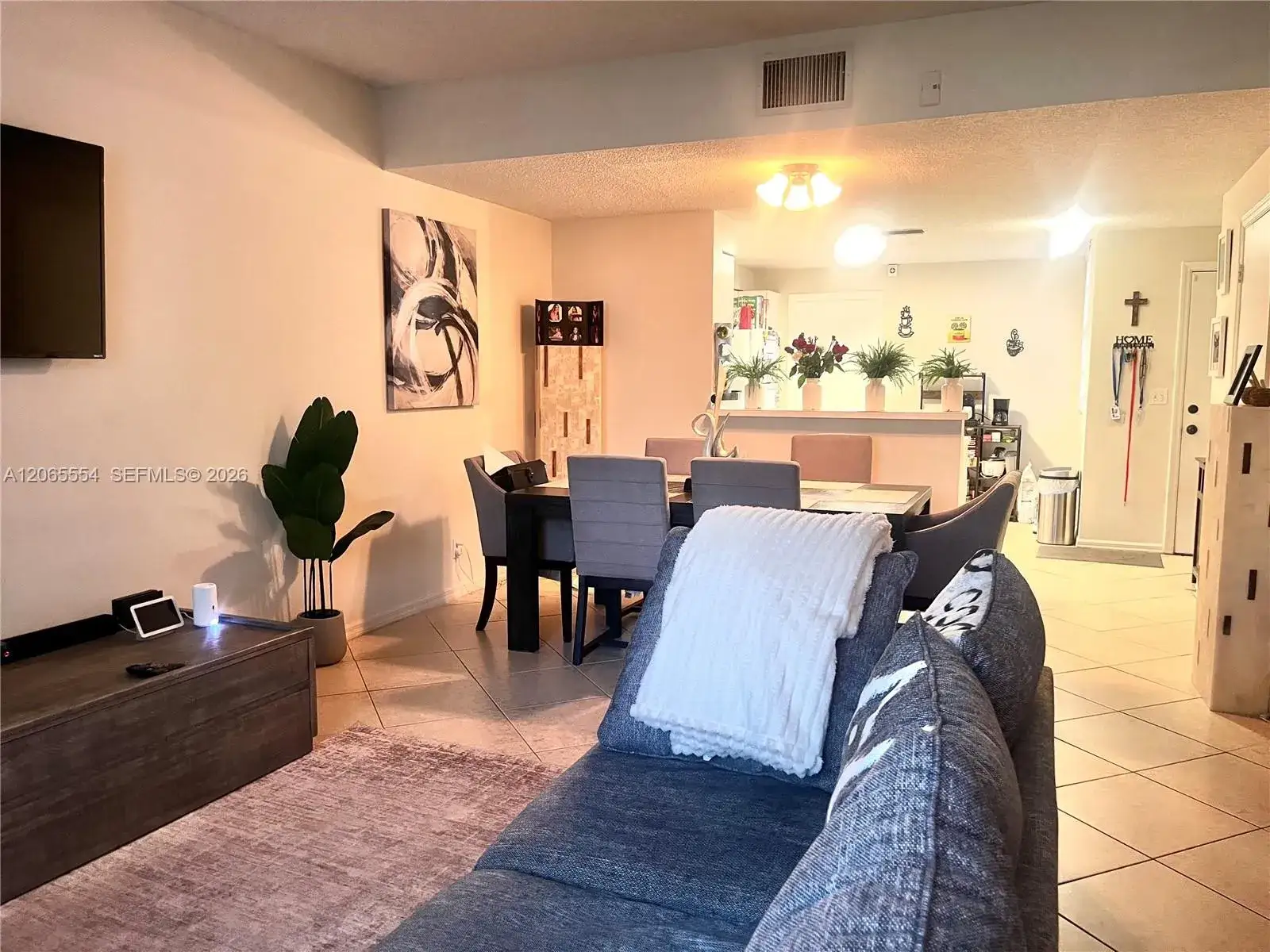 2 bedroom 2 bath Residential for sale at 1210 Sorrento Dr, Weston FL 33326