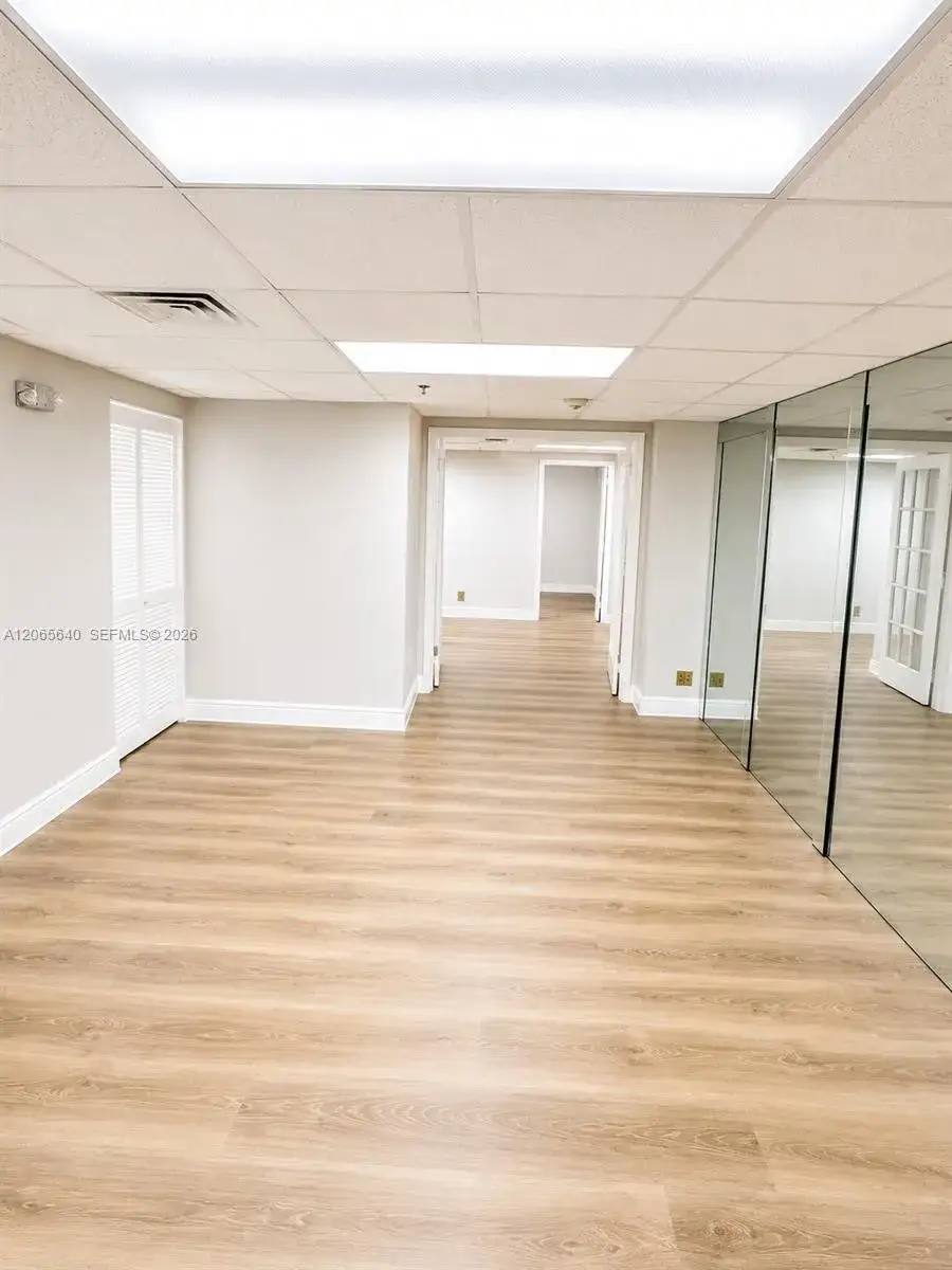 Commercial Sale for sale at 825 Brickell Bay Dr # 1751, Miami FL 33131