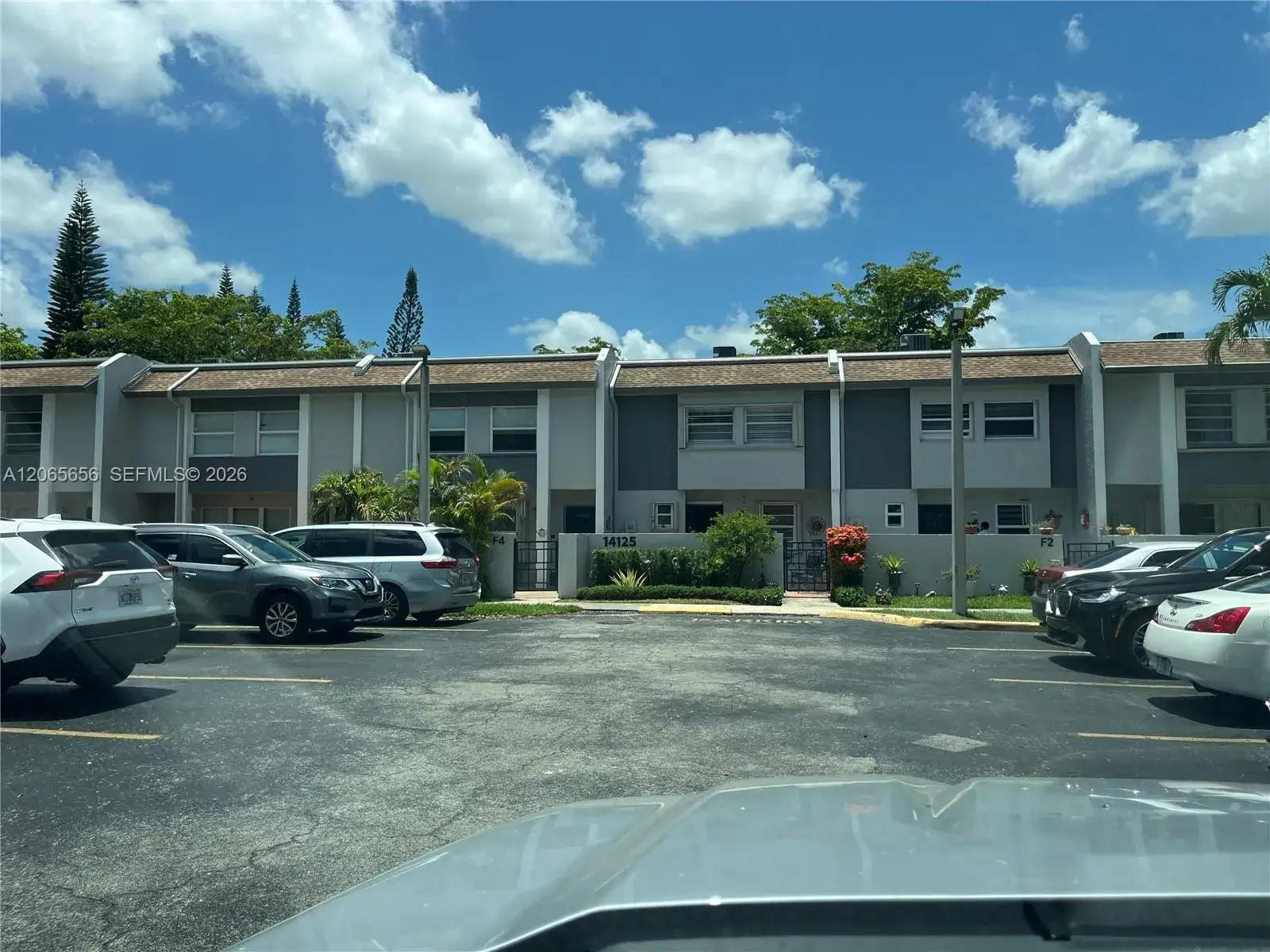 3 bedroom 2 bath Residential for sale at 14125 SW 66th St # F4, Miami FL 33183