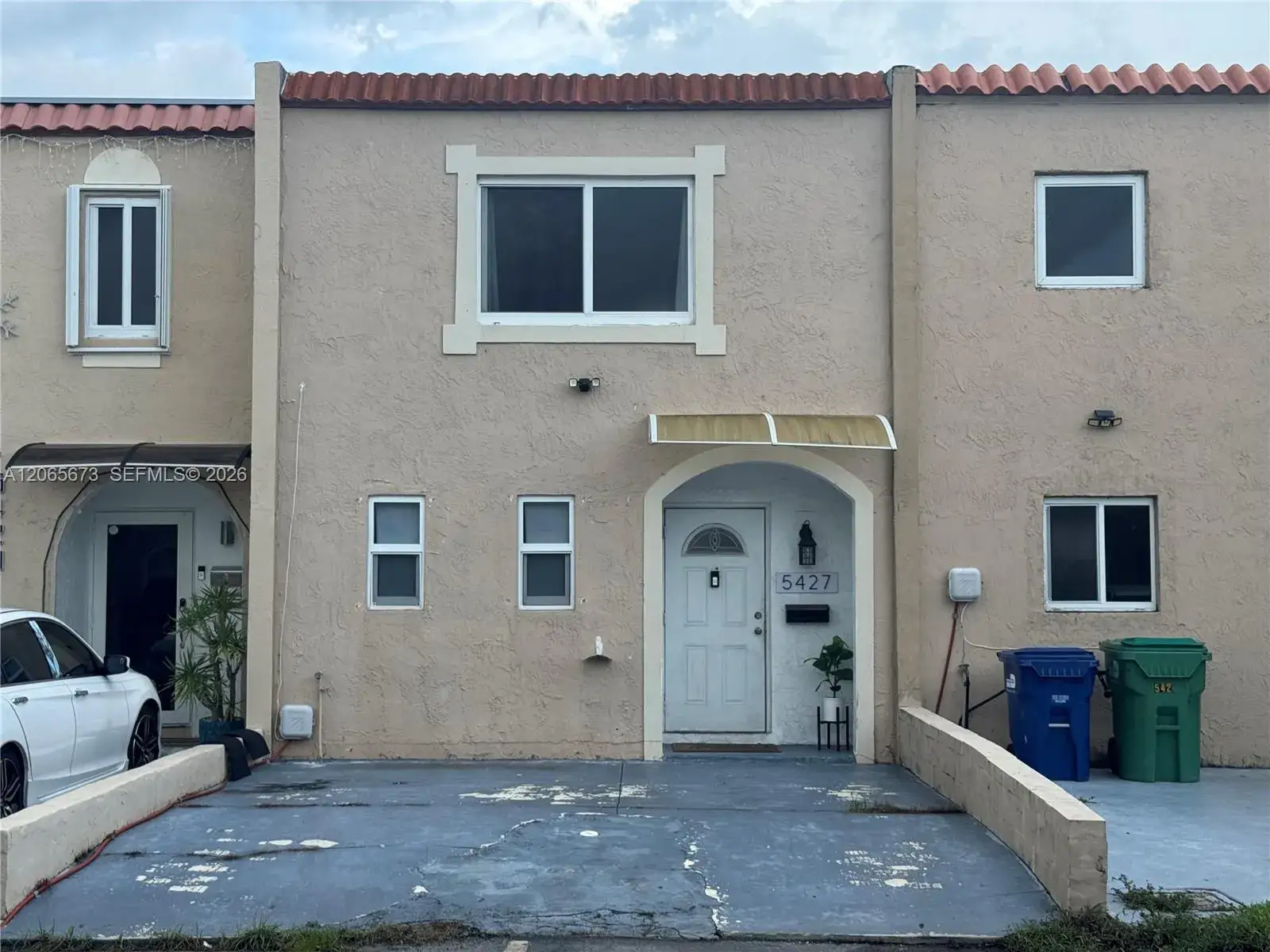 5427 NW 169th St, Miami Gardens FL 33055
