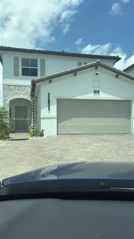 3 bedroom 2 bath Residential Lease for rent at 2619 SE 24th Ct, Homestead FL 33035