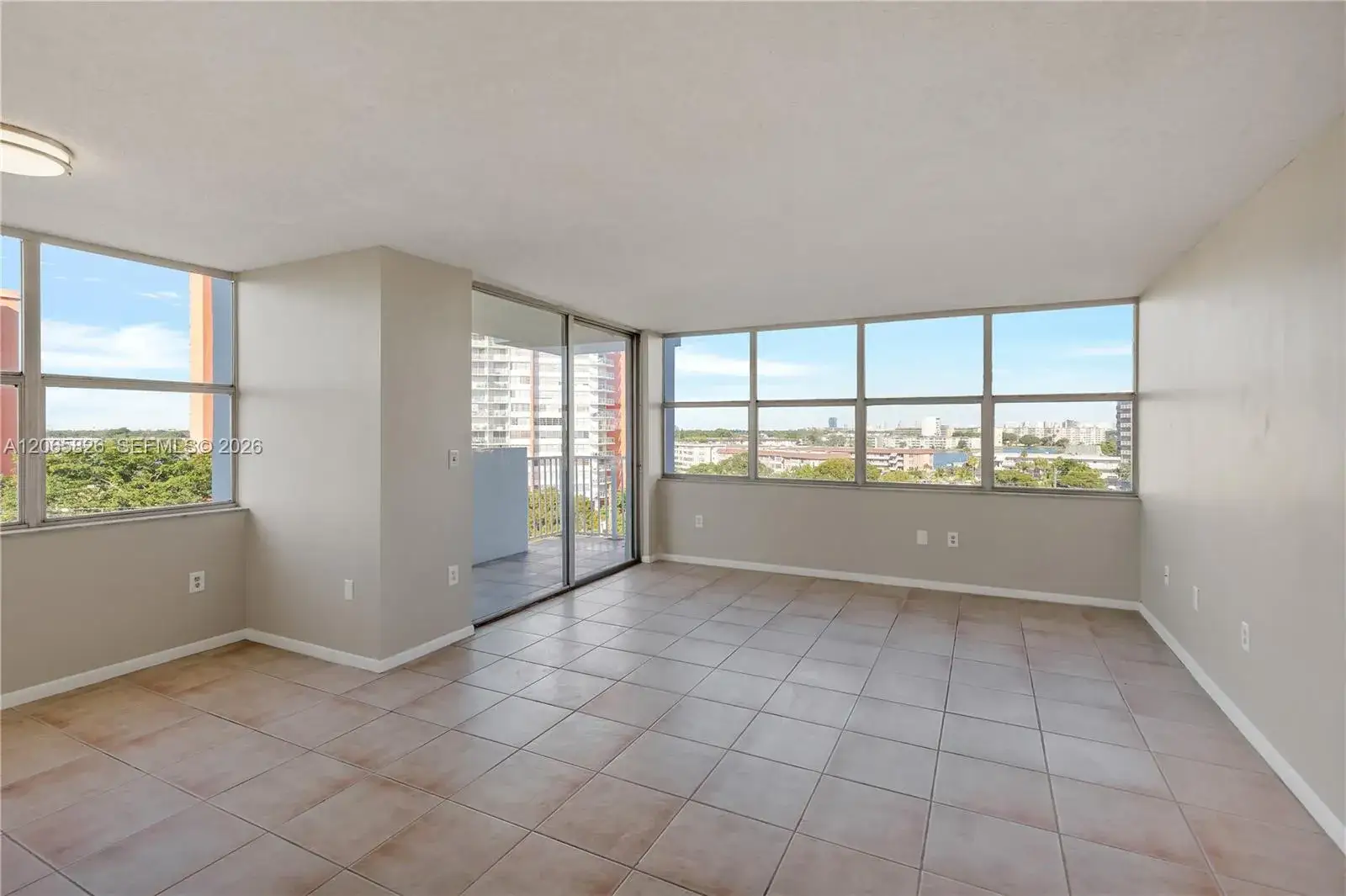 2 bedroom 2 bath Residential for sale at 1300 NE Miami Gardens Dr # 714E, Miami FL 33179