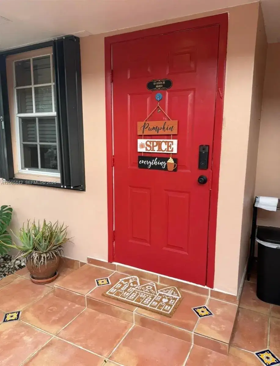 1 bedroom 1 bath Residential Lease for rent at 9990 Marlin Rd # 1, Cutler Bay FL 33157