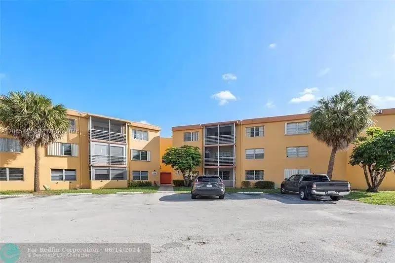 1 bedroom 1 bath Residential for sale at 4354 NW 9th Ave # 3F, Deerfield Beach FL 33064