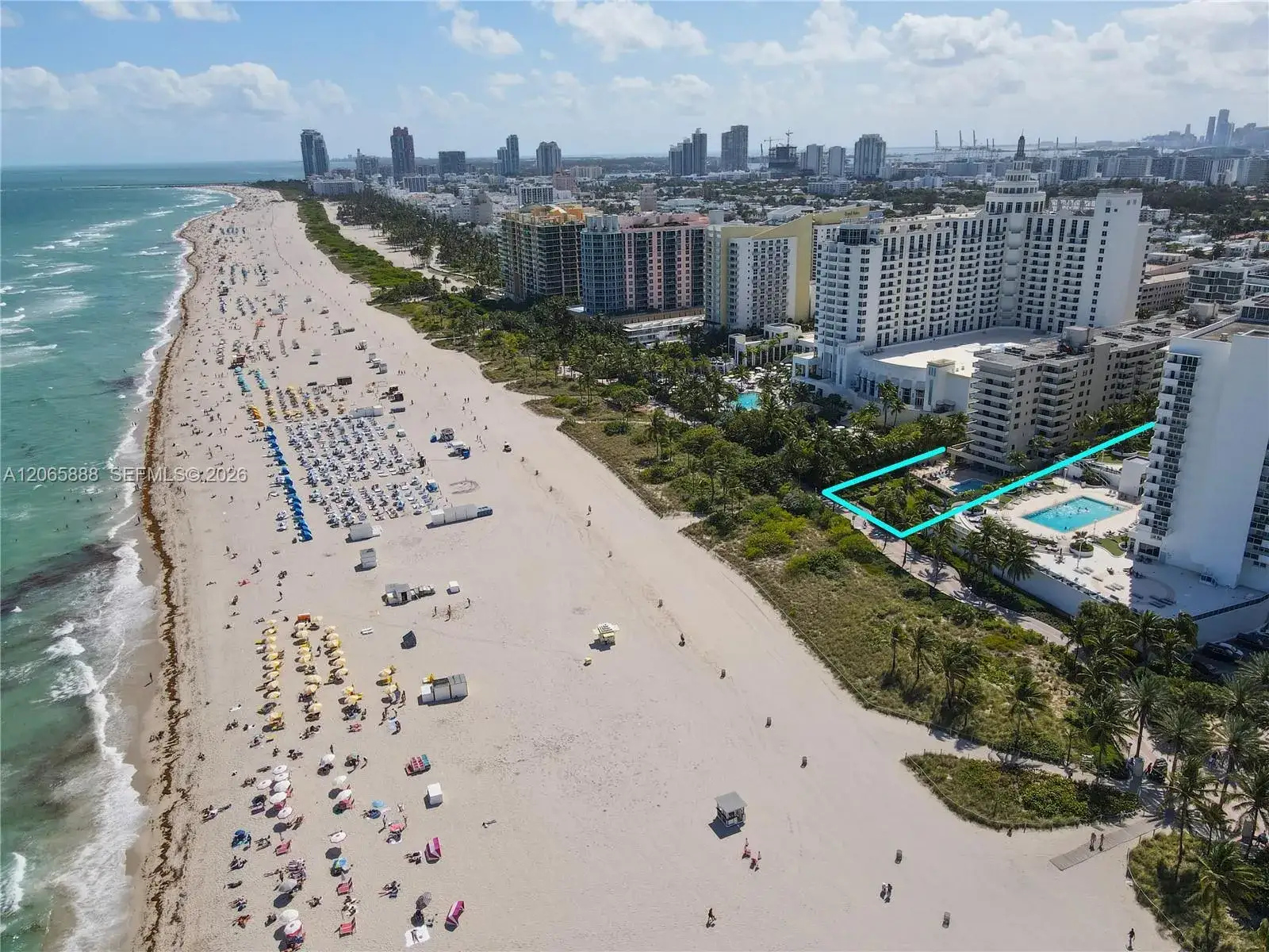 2 bedroom 2 bath Residential Lease for rent at 1621 Collins Ave # 908, Miami Beach FL 33139